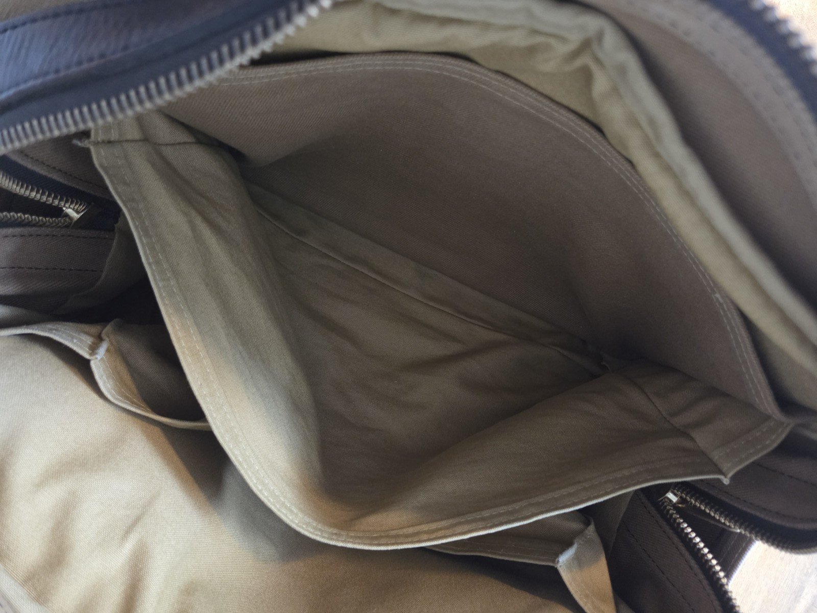 Filson Rugged Twill Padded Computer Bag | Tan | USA Made | MSRP $625 | Rare