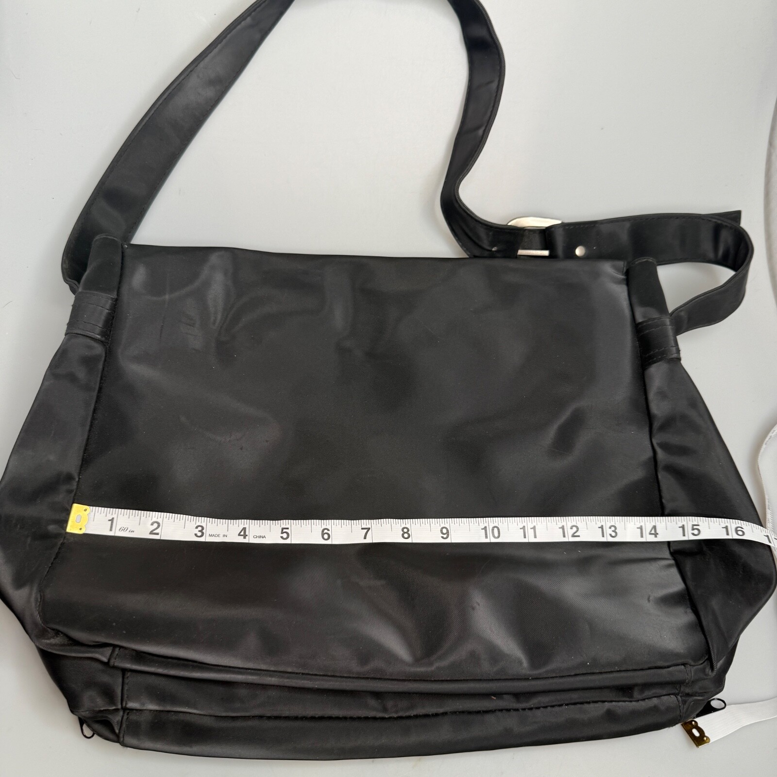 Kenneth Cole Reaction Black Messenger Laptop Bag 14.6” Satin PVC Organizer
