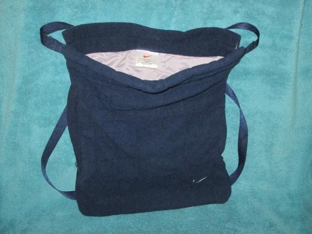 NIKE RETRO FABRIC SHOE BAG VERY HARD TO FIND with CARRYING STRAPS & INSET POCKET