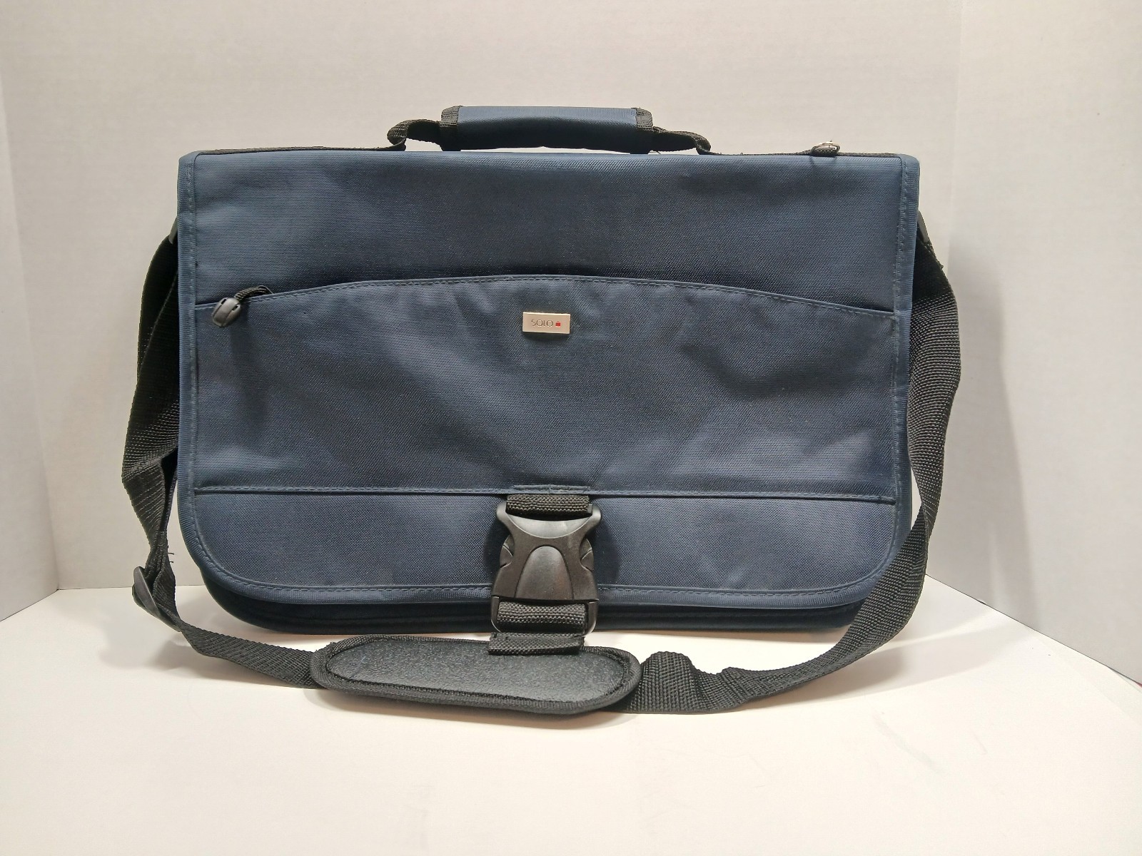 SOLO Dark Blue Messenger Travel Laptop Work Bag Briefcase with Check Fast Insert