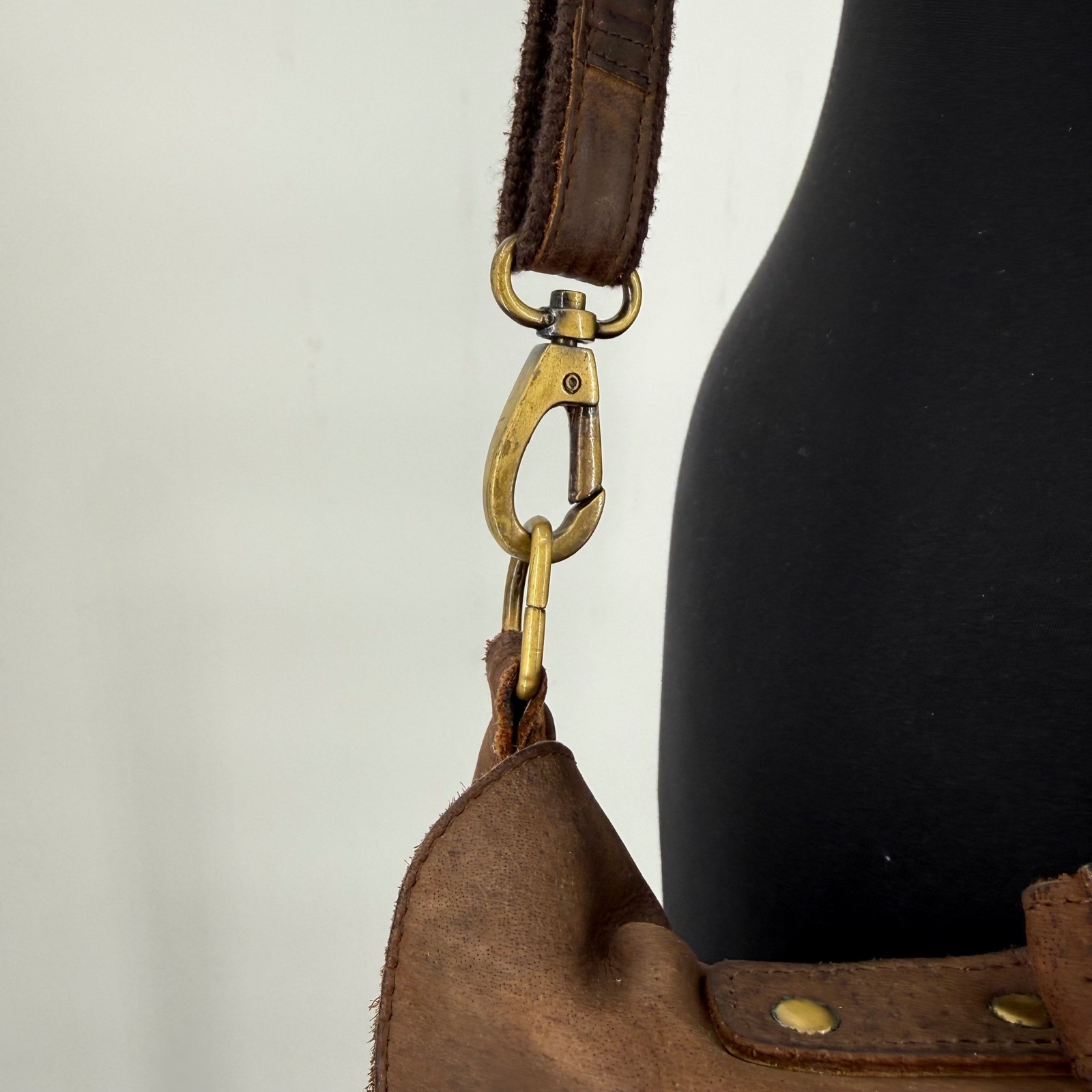 KomalC Brown Buffalo Leather Messenger Bag Satchel Laptop Briefcase Crossbody