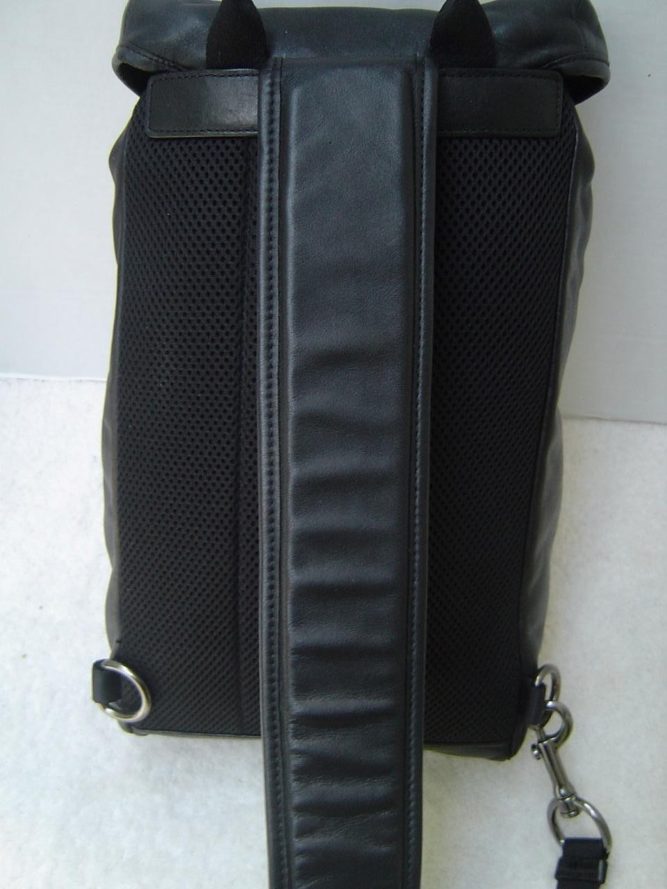 AUTHENTIC COACH BLACK SMOOTH LEATHER SLING PACK/BACKPACK #2943 VGC