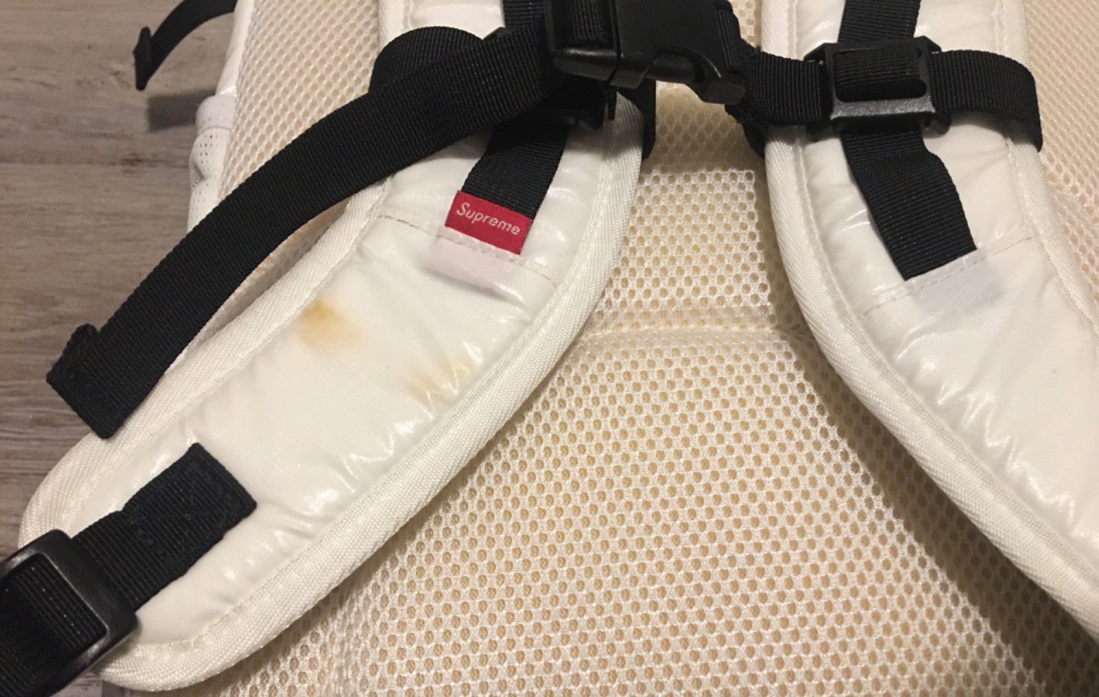 SUPREME 3M REFLECTIVE BACKPACK WHITE