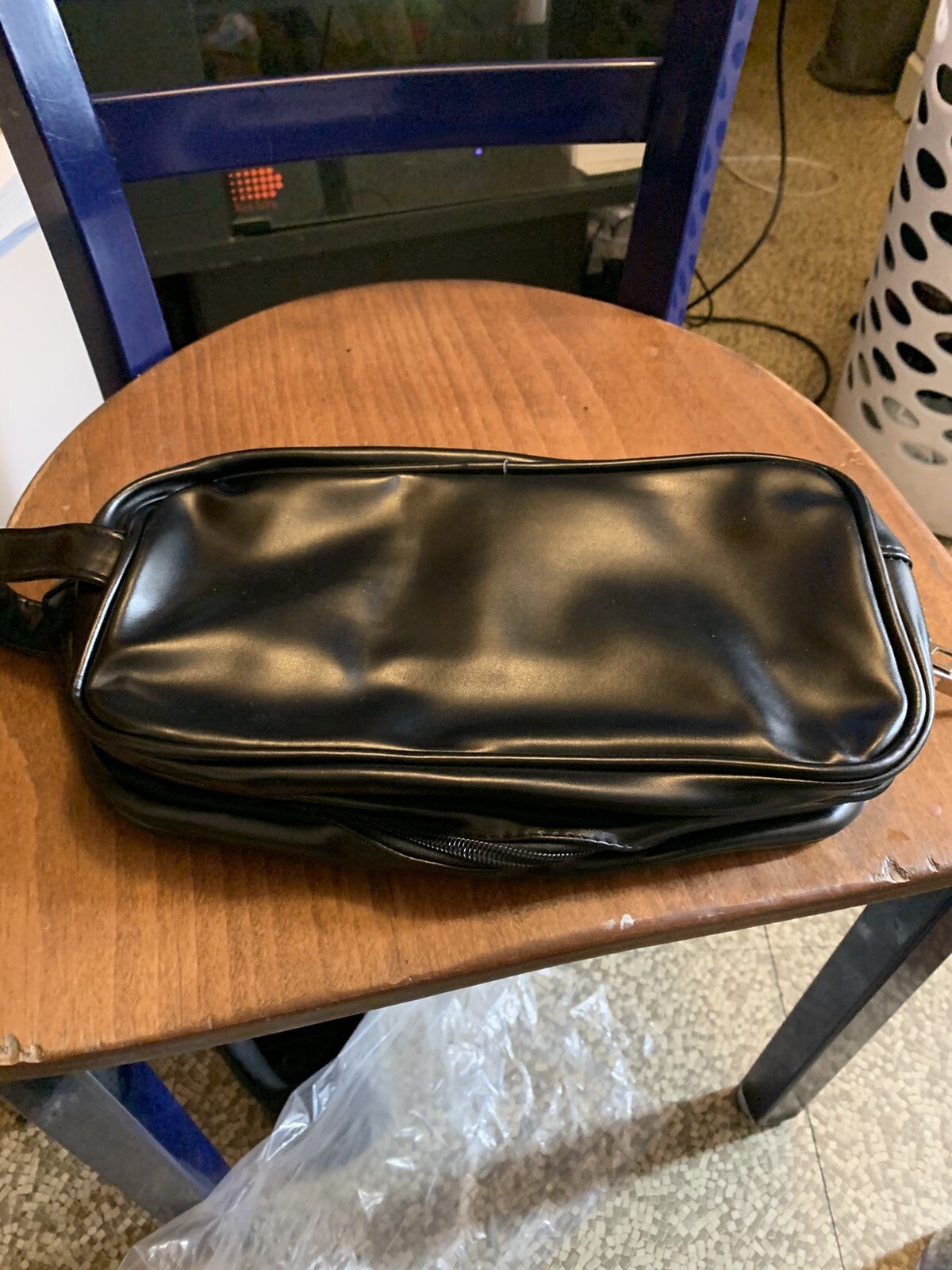 Mens Toiletry Bag with Zipper PU Leather Case Organizer Portable Travel
