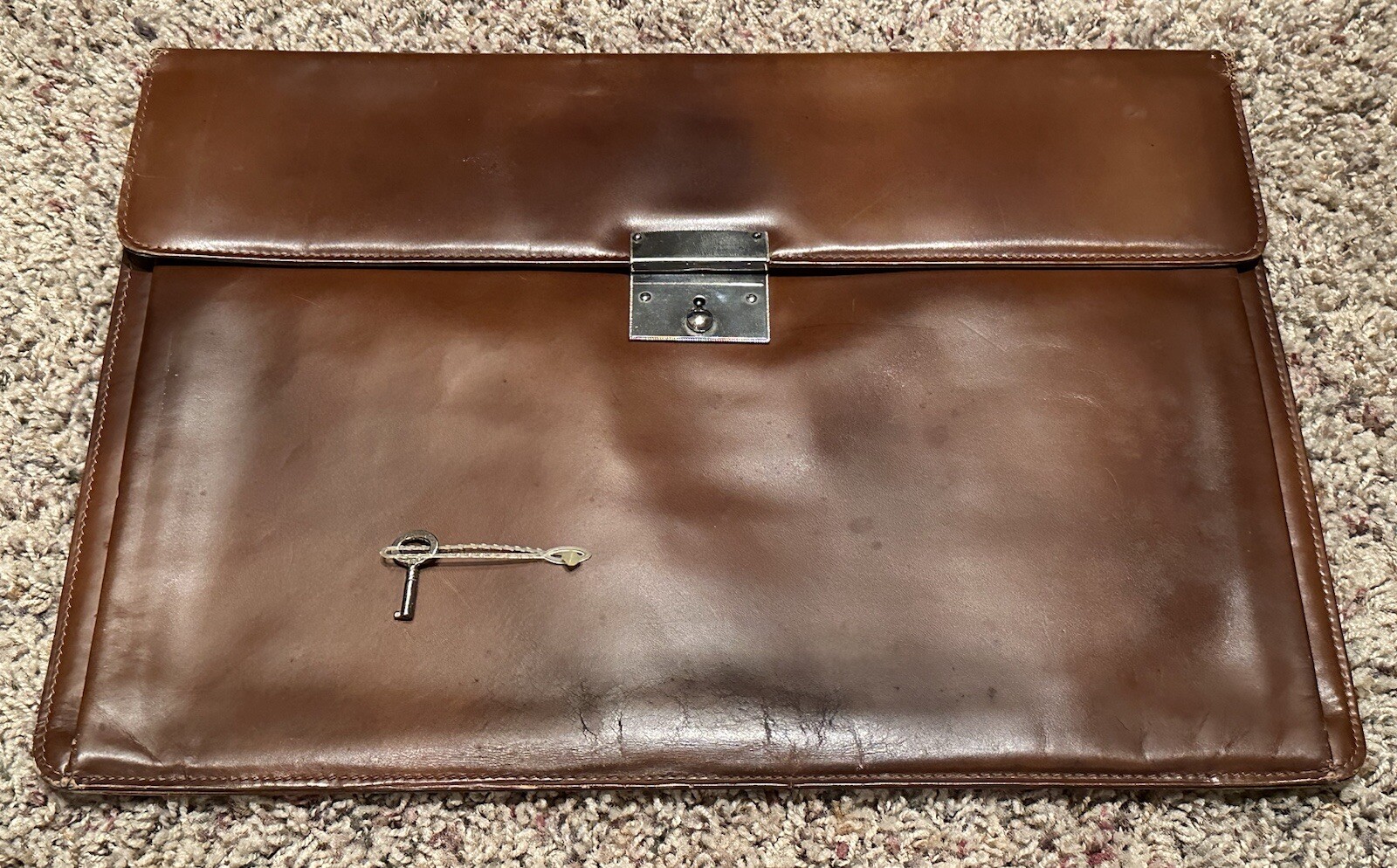 Vintage Leather Lockable Folder Portfolio Document Holder – 3 compartments & Key