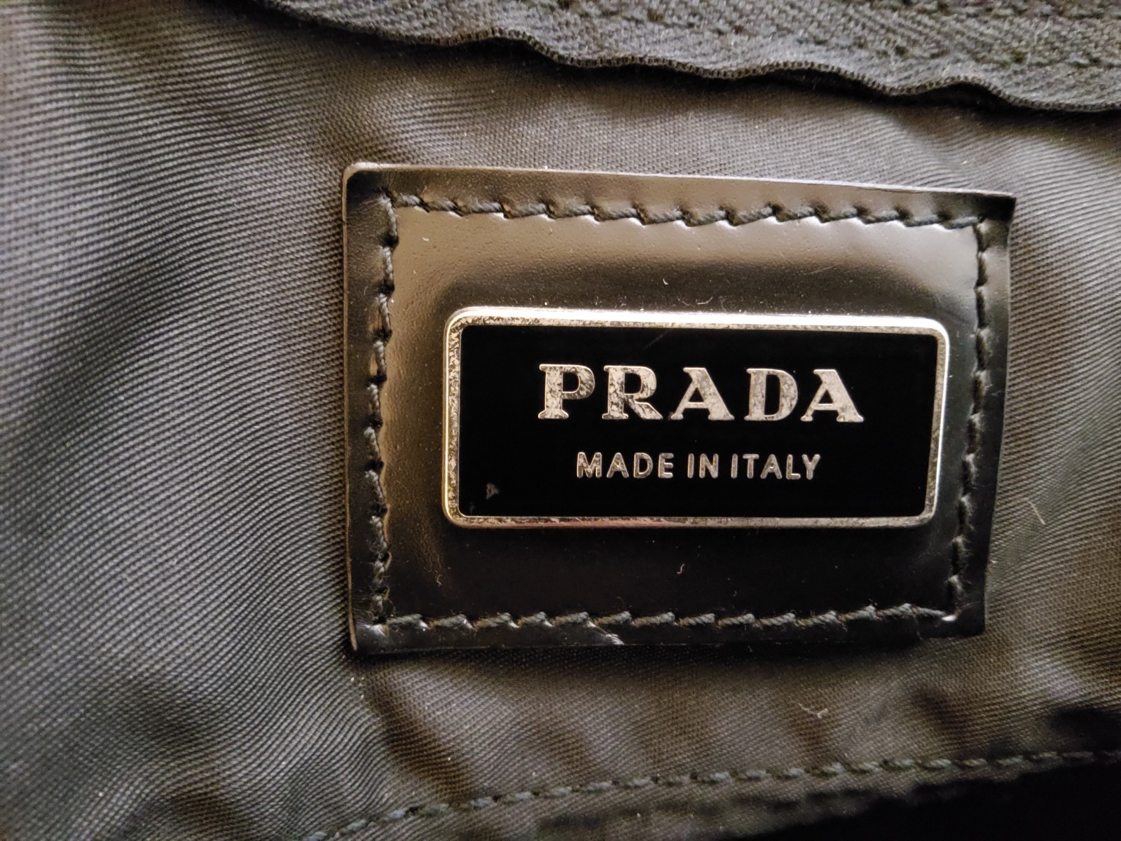 Authentic PRADA Boston Weekend Gym Duffle Bag Nylon Lock Keys Unlined Black