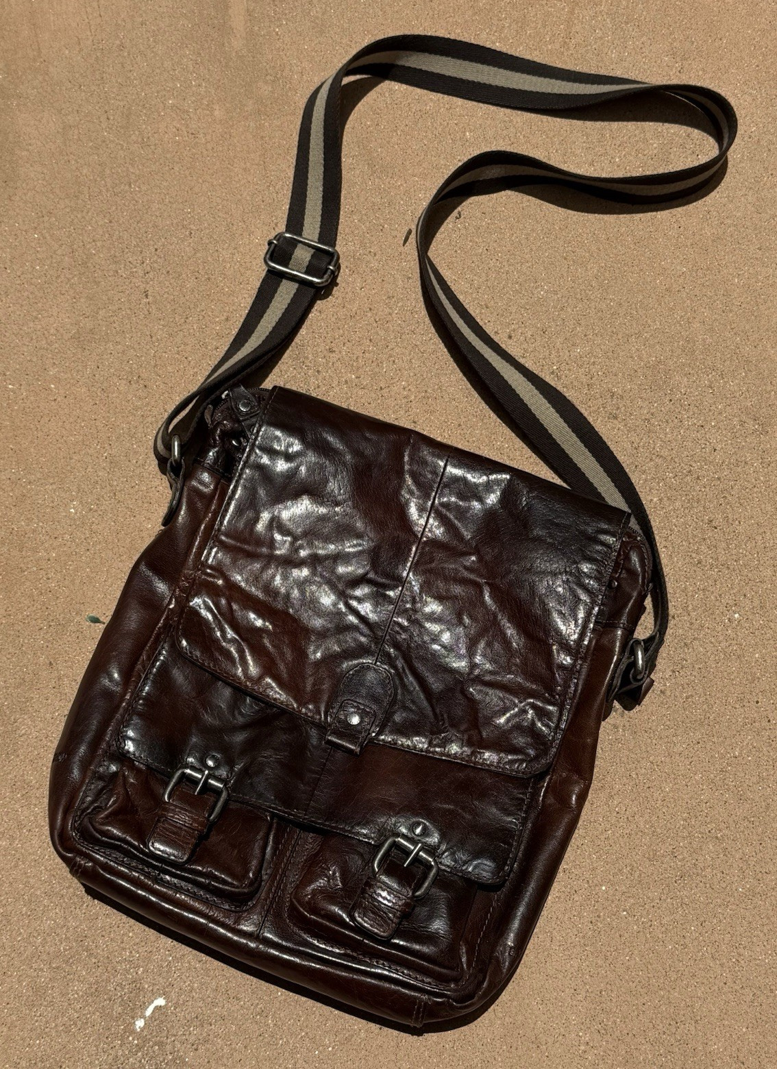 Spikes & Sparrow Brown Messenger Bag Men Crossbody Strap Outer Pockets Zip