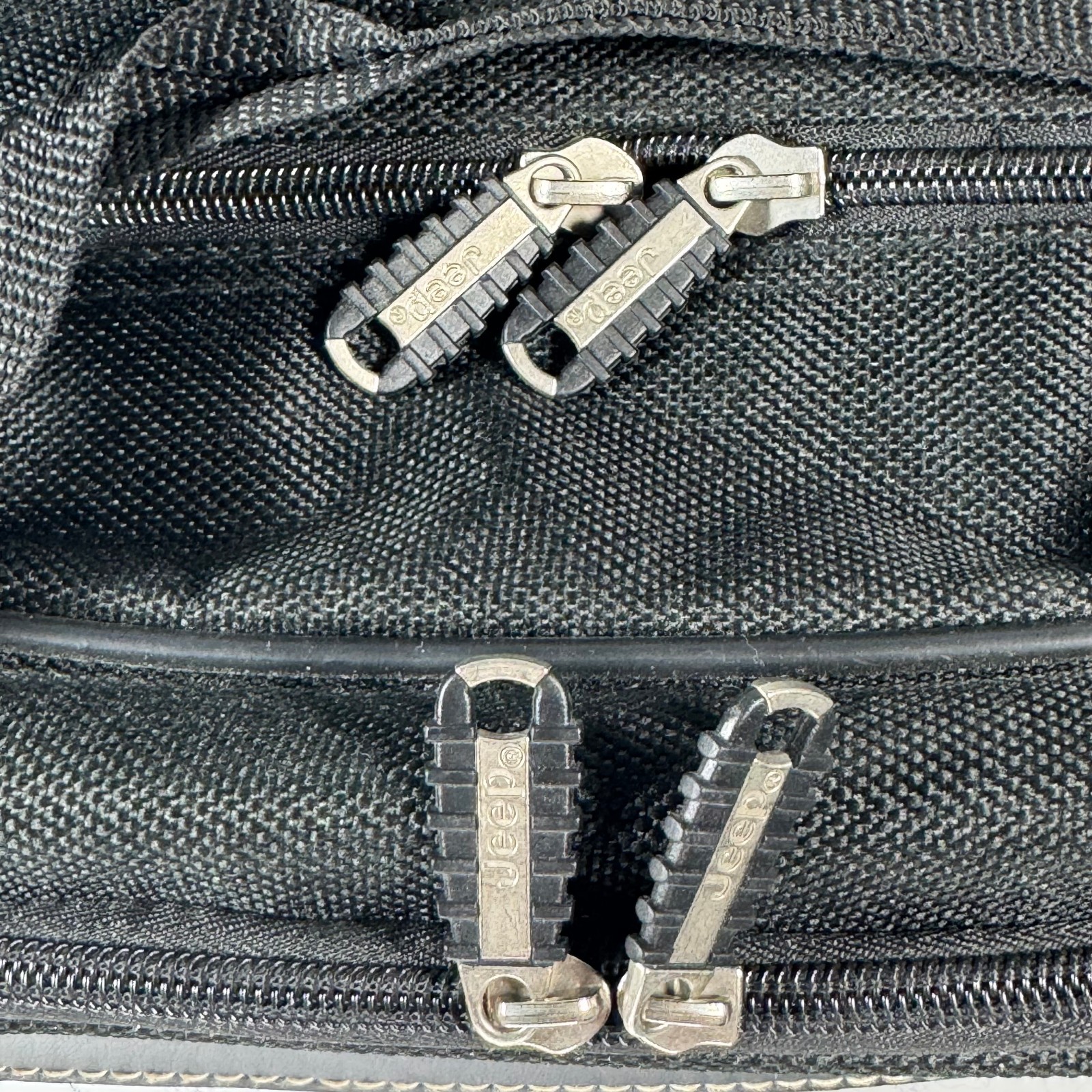 Authentic Jeep American Design Laptop Bag Briefcase Messenger Shoulder Strap