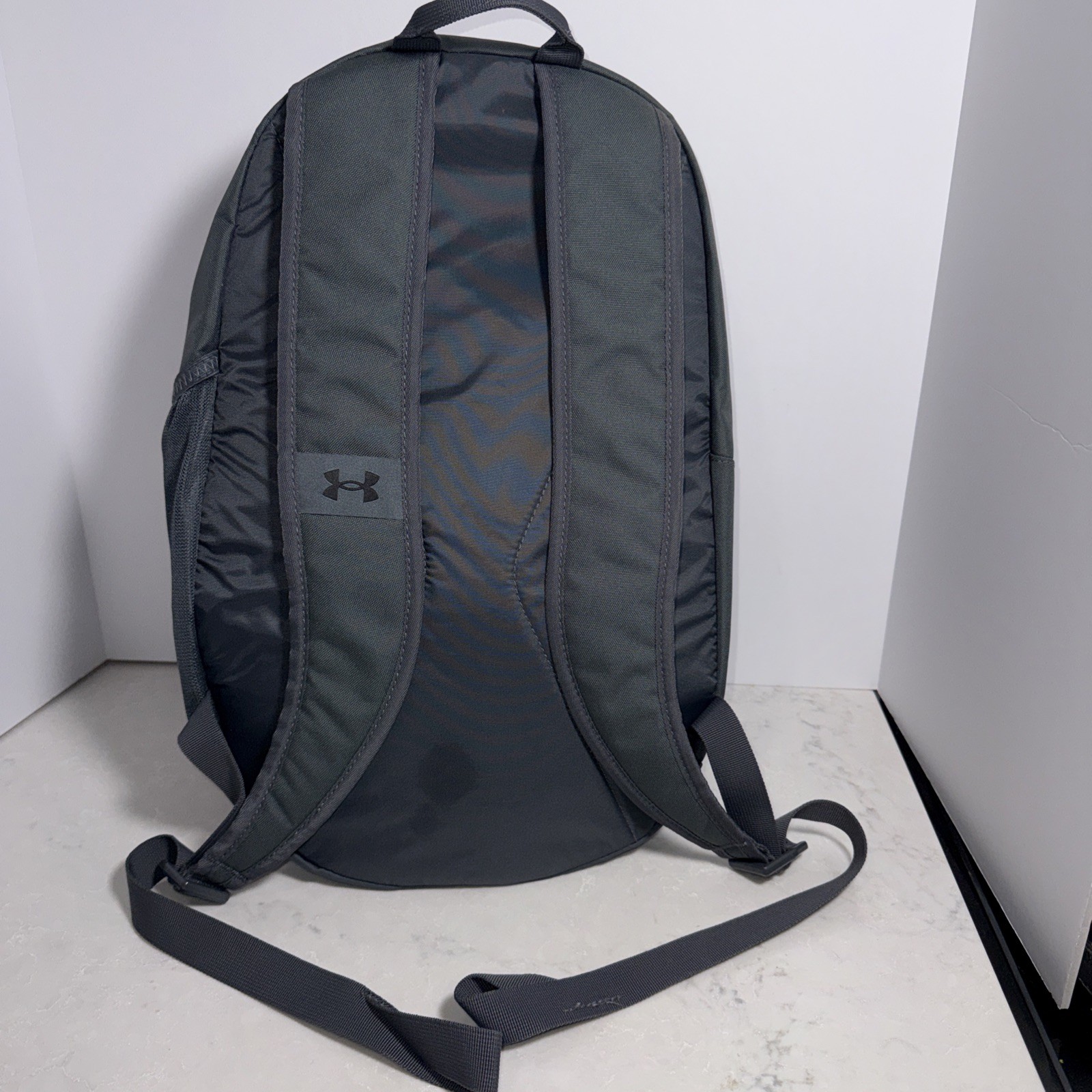 Under Armour Unisex Hustle Lite Backpack, Green Travel/School