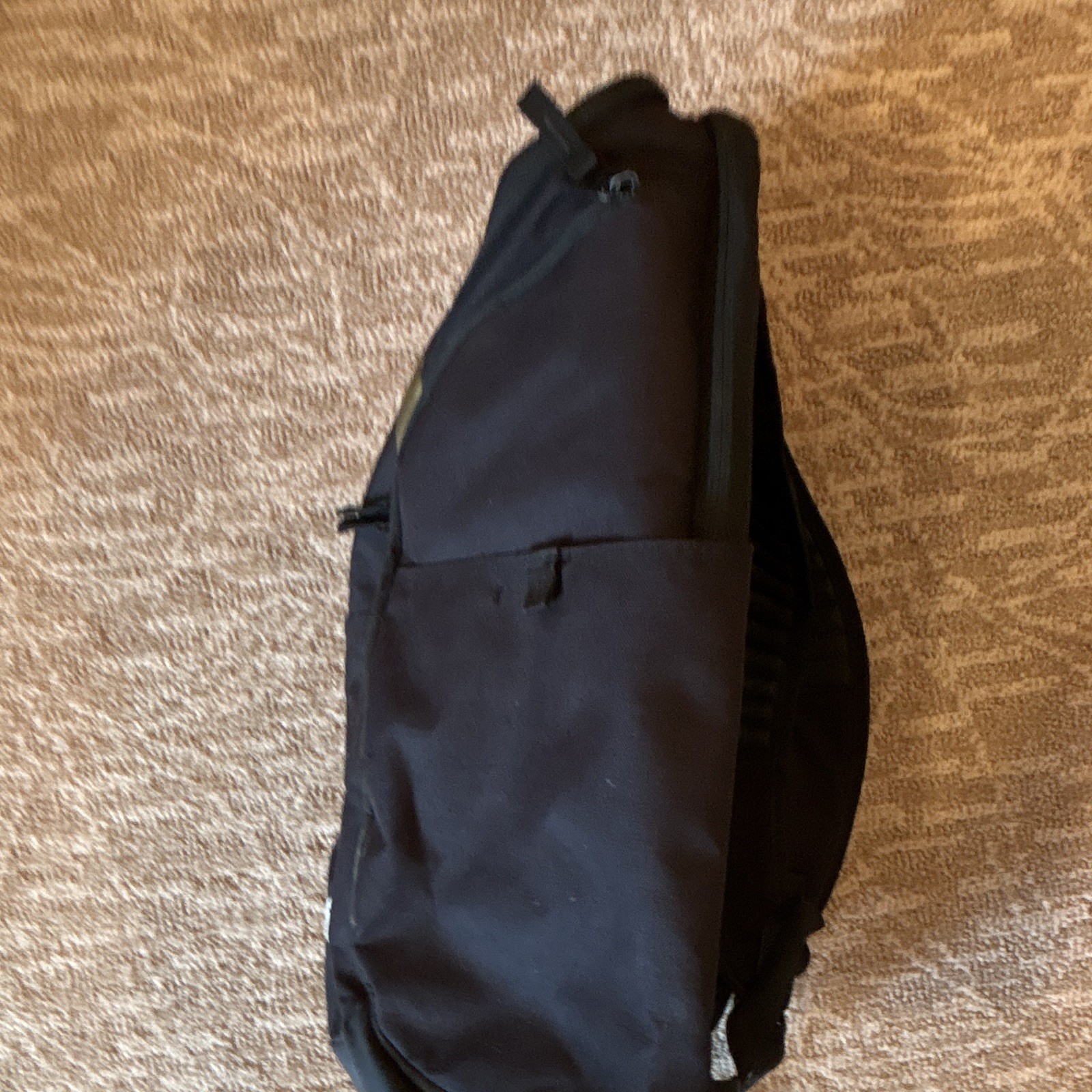 Nike Elite Black Men’s Large Zip Backpack Sports Travel Padded Straps