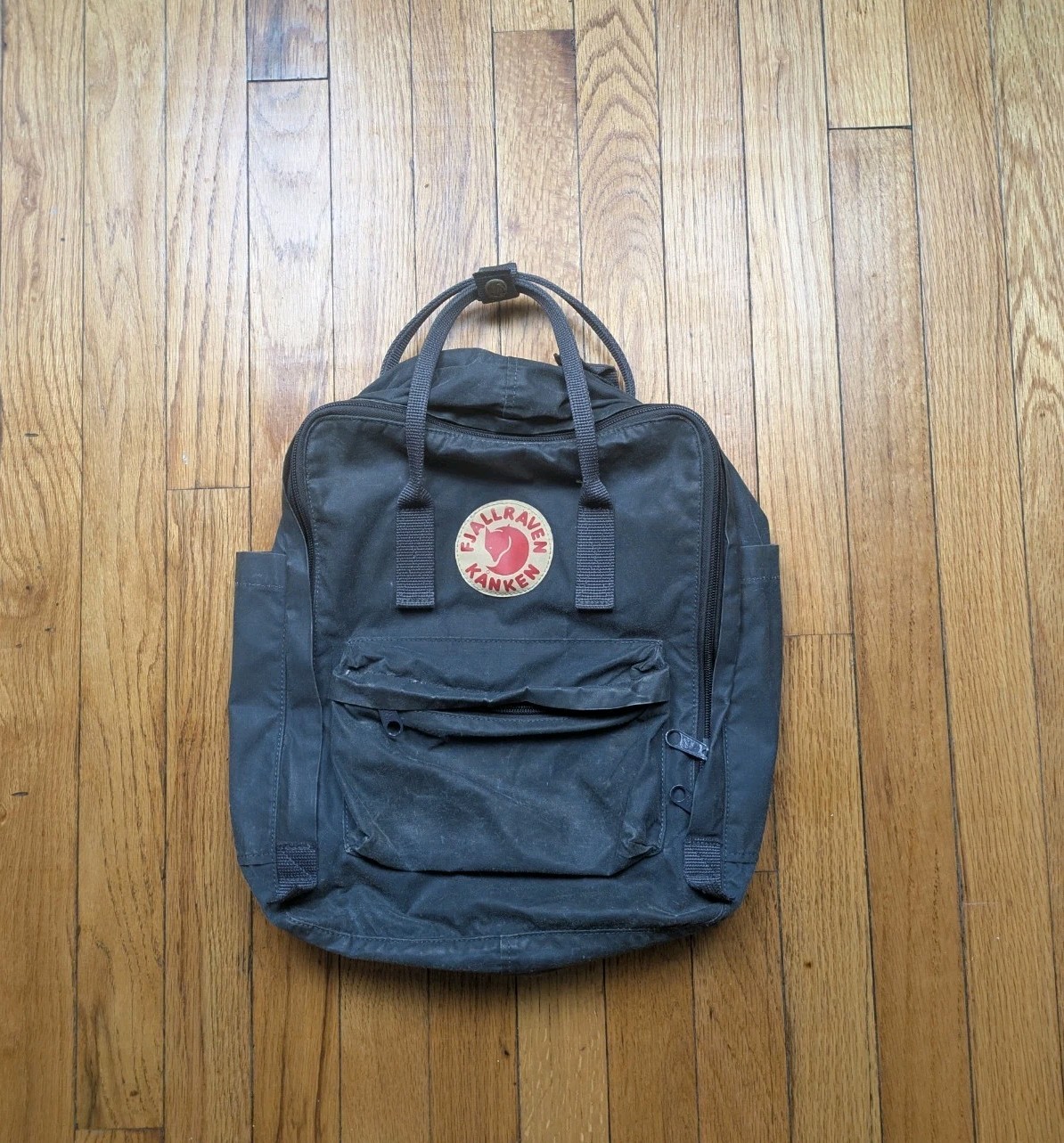 Fjallraven Kanken Backpack Gray Vinylon Everyday Hiking Traveling