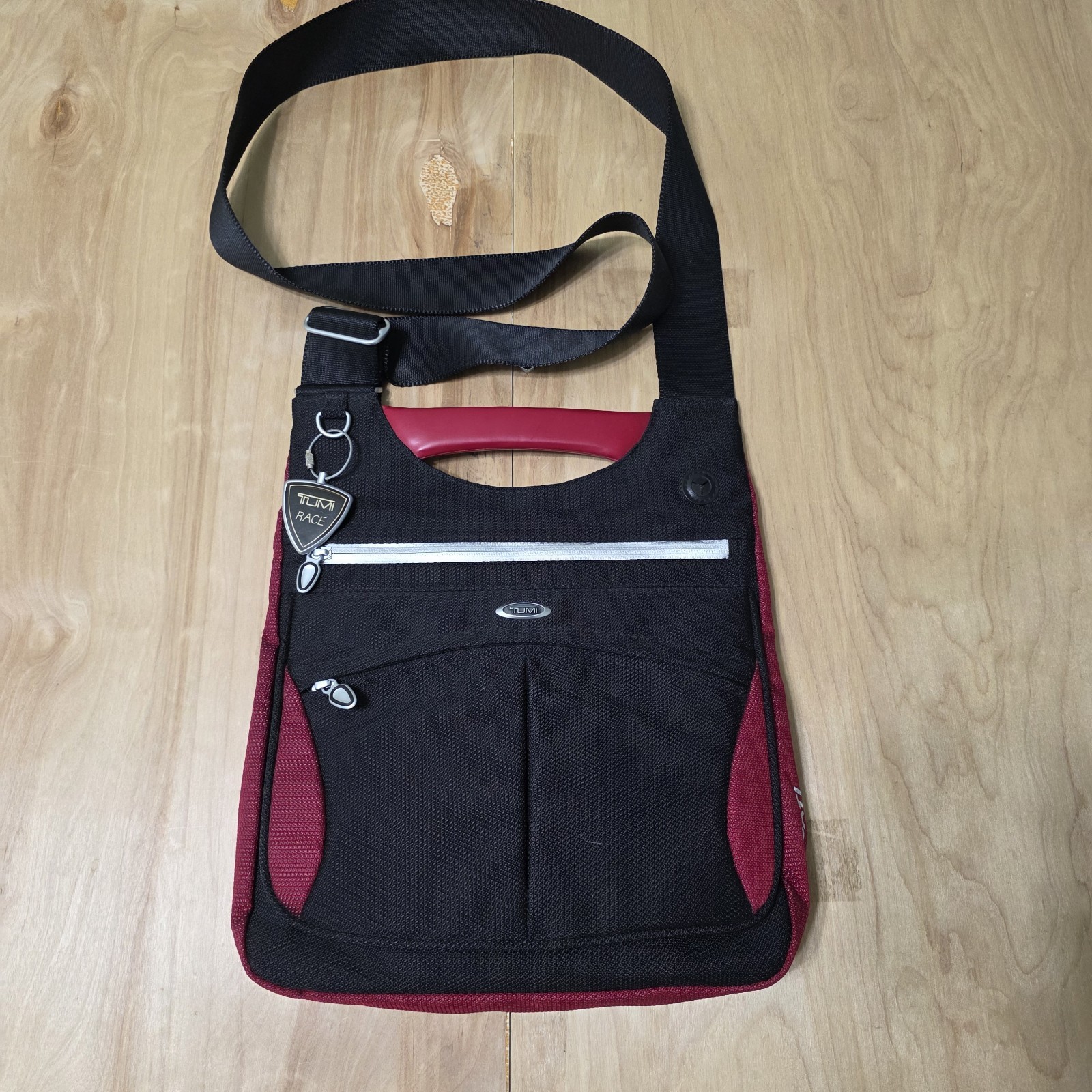 Tumi x Ducati Collab Crossbody Messenger T2 Red Black Bag Limited Edition