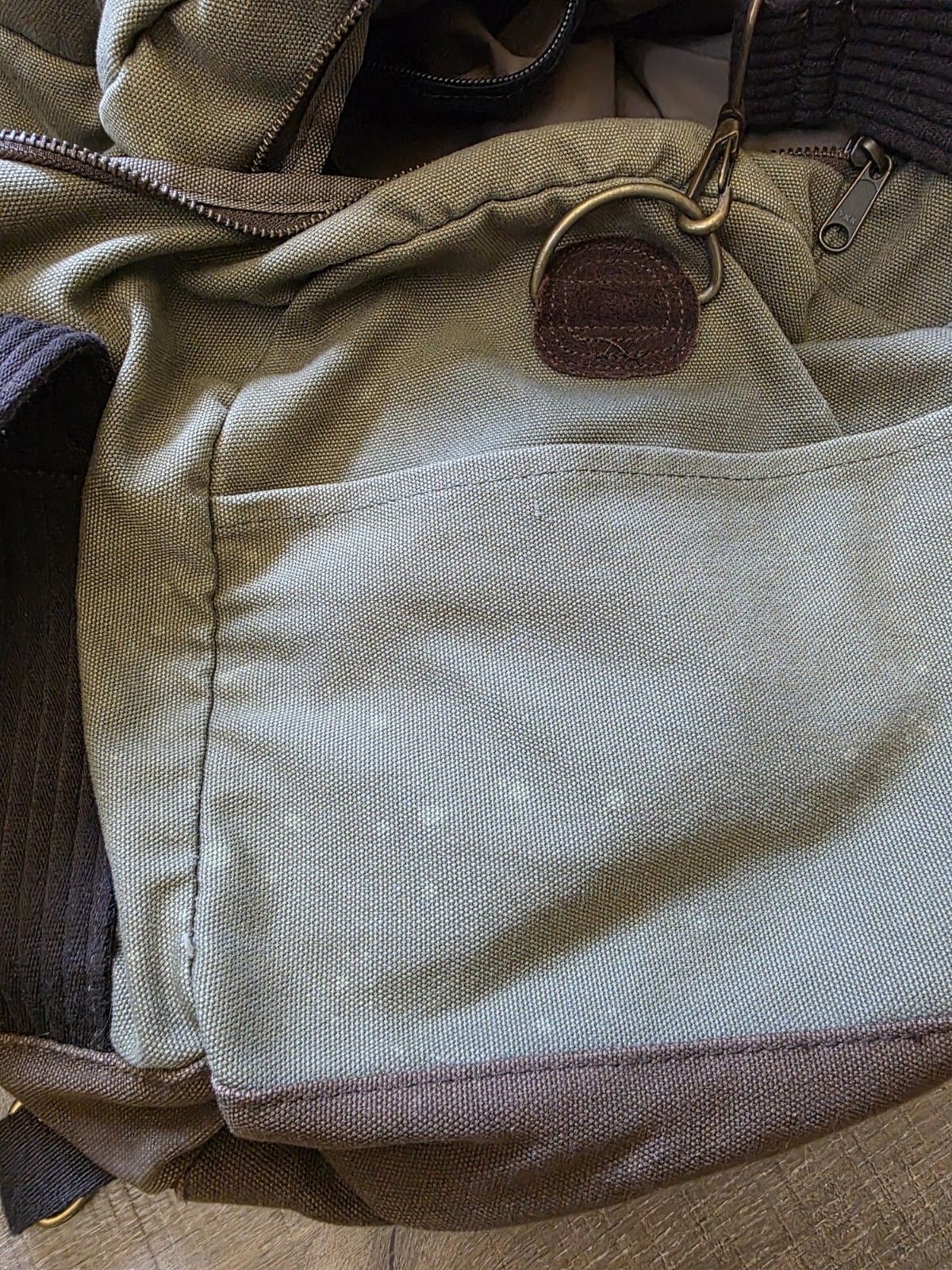 Brixton Bixby Convertible Canvas Duffle/Backpack 100% Cotton Canvas Brown
