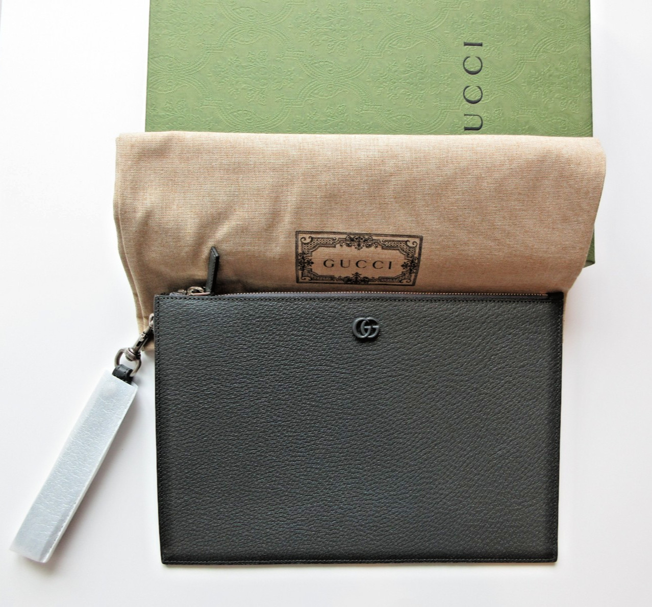 GUCCI Men’s GG Marmont leather pouch Wristlet 475317 NEW WITH BOX