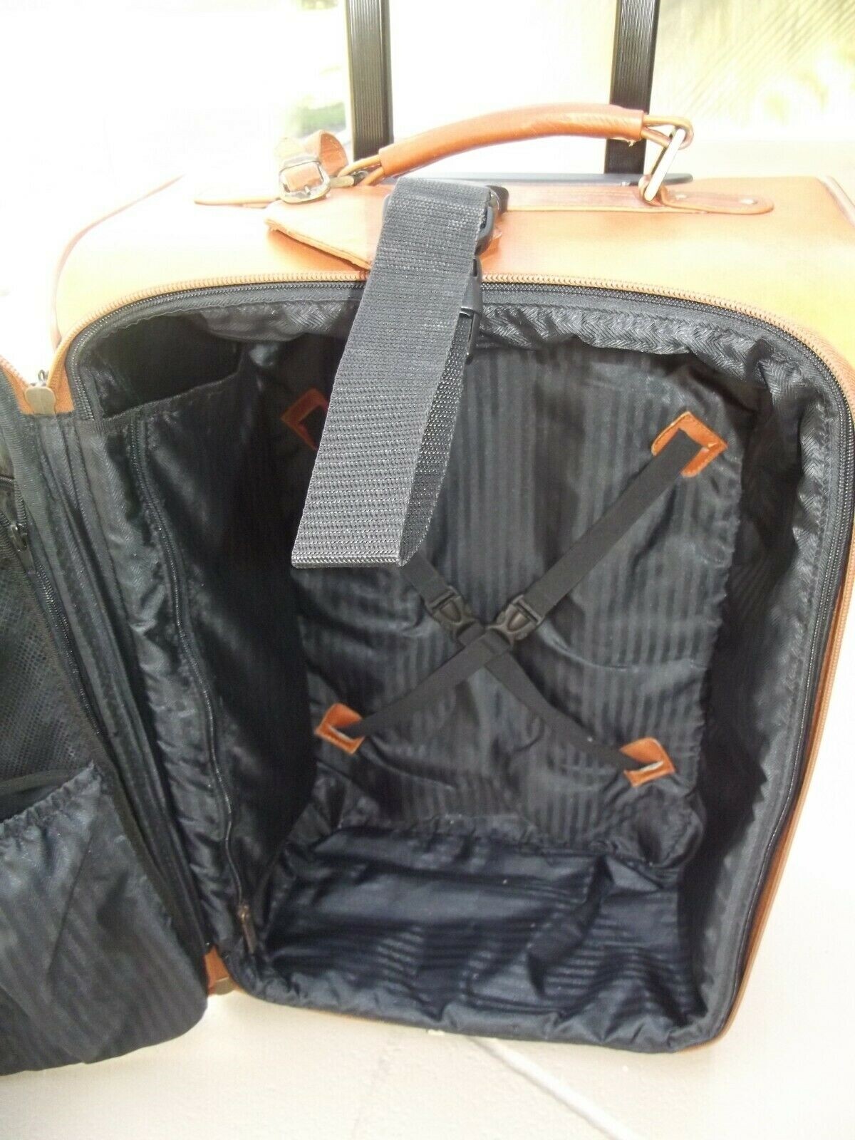 Claire Chase Classic 9x14x22 Pullman Tan Saddle Leather Roller Case VGC Free S/H