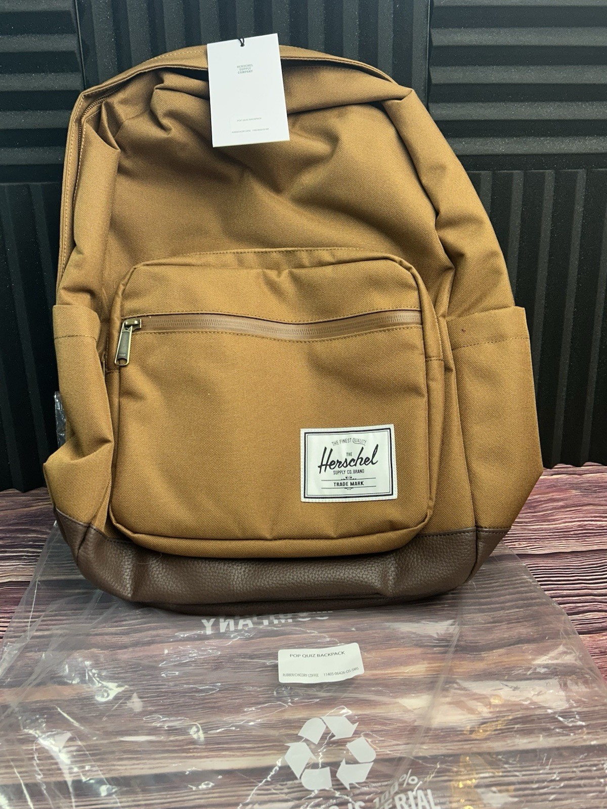 Herschel Supply Company Pop Quiz Backpack NWT 25L Classic Rubber Chicory Coffee