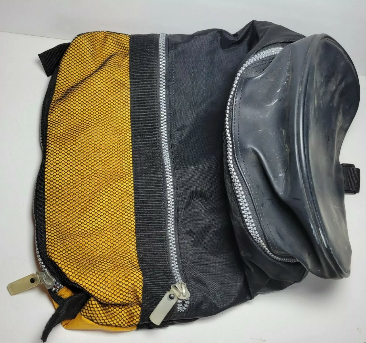 STARBUCKS Cylinder-Design Backpack Single Strap 3-Compartments Bag Vtg Logo