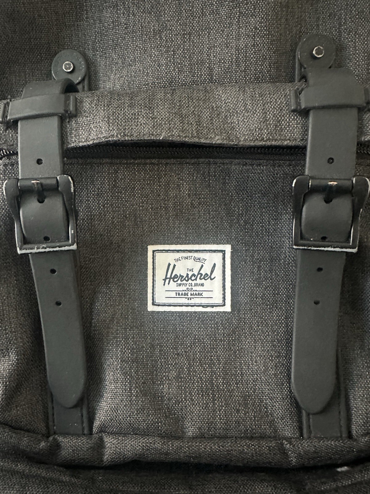 Herschel Magnetic Gray Backpack Buckle Drawstring Closure Padded Straps Pockets