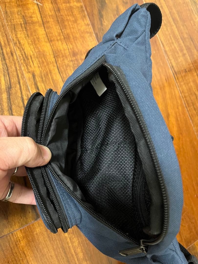 Carhartt x Used Body Bag Navy Blue 19X28X10Cm Men Rare Workwear Model Collabora