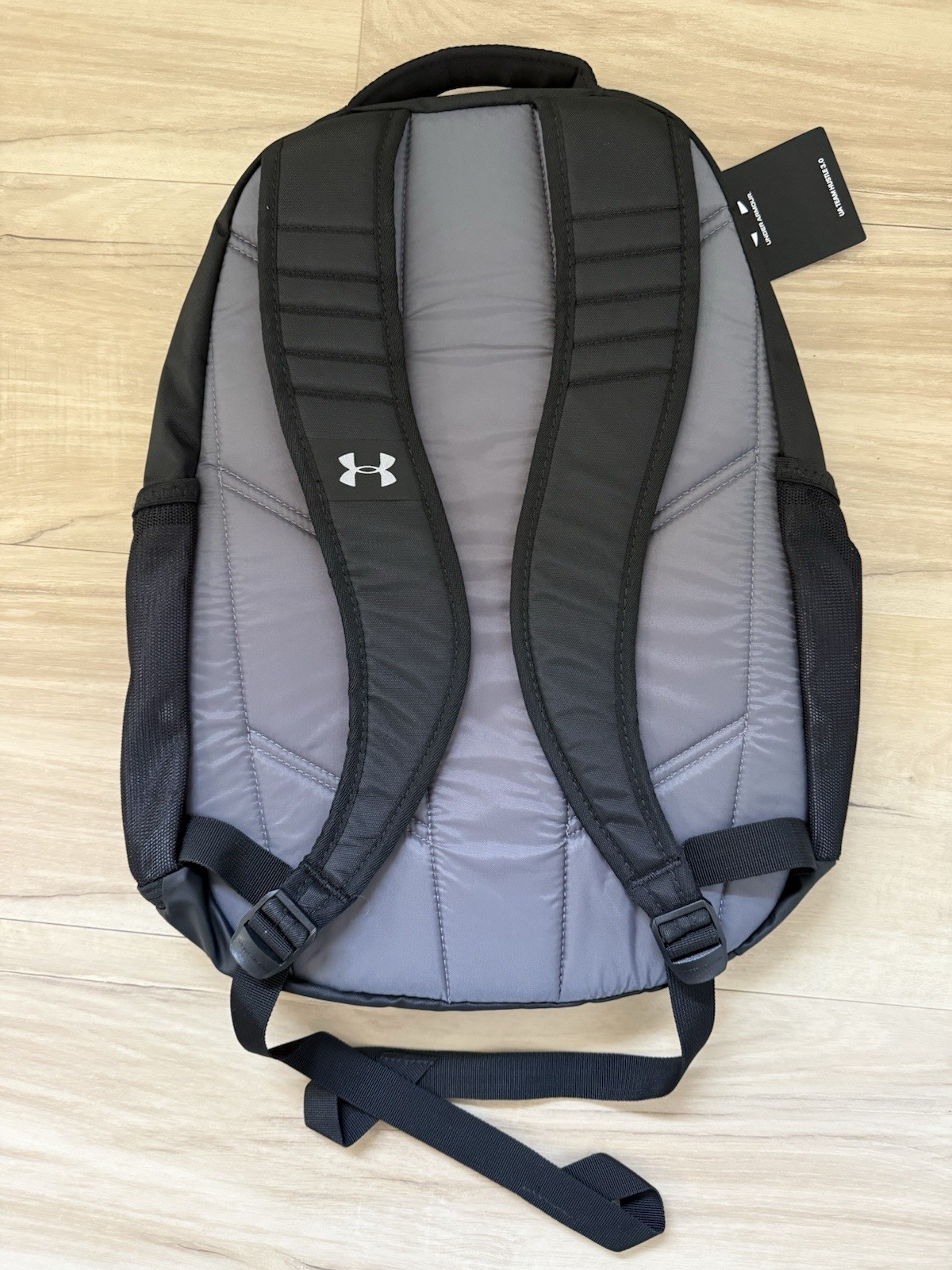 Under Armour Team Hustle 3.0 Backpack Storm – Black DCU Bank Logo
