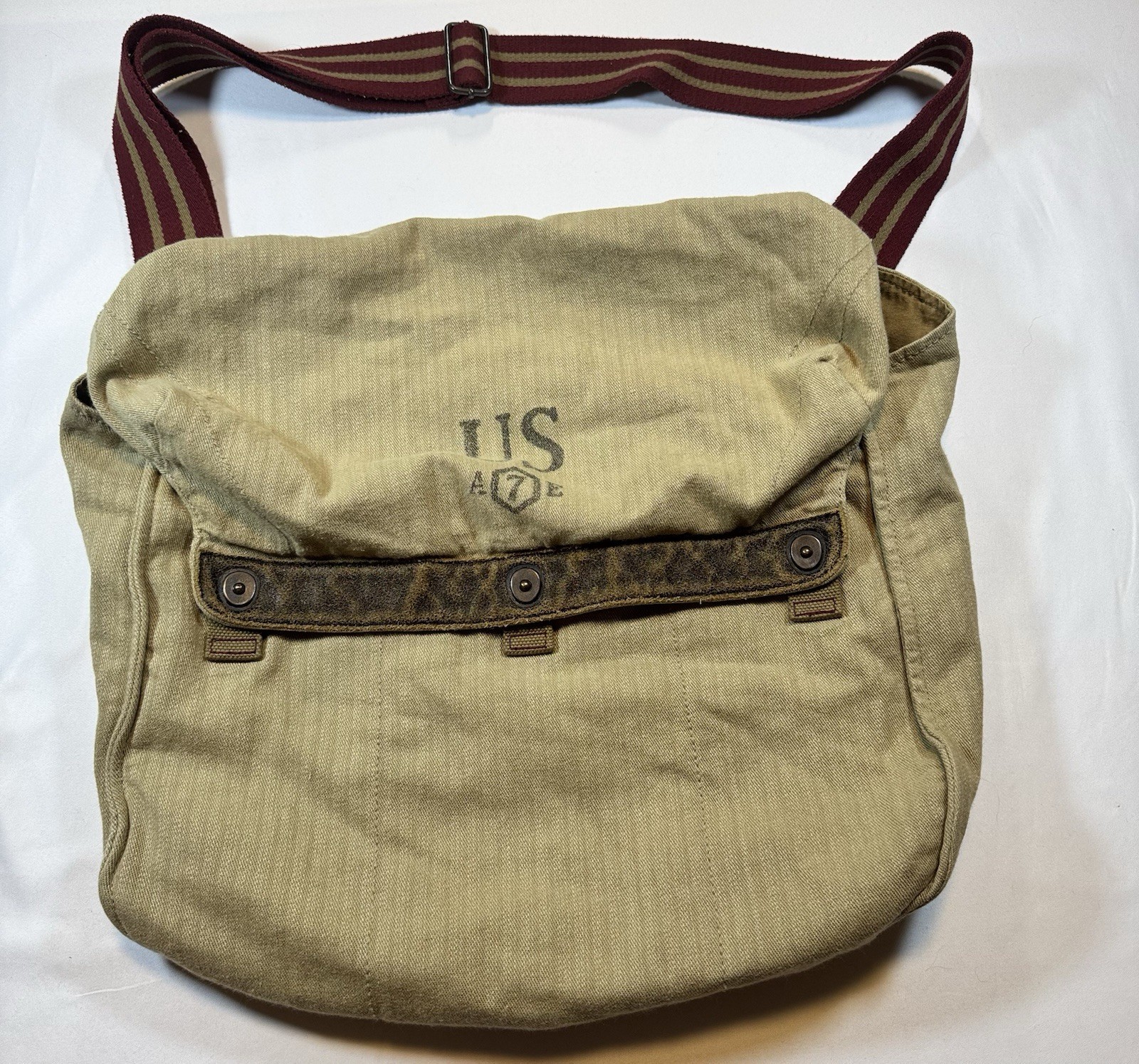 #2380 American Eagle Vintage Canvas Messenger Bag Khaki Military Crossbody AEO