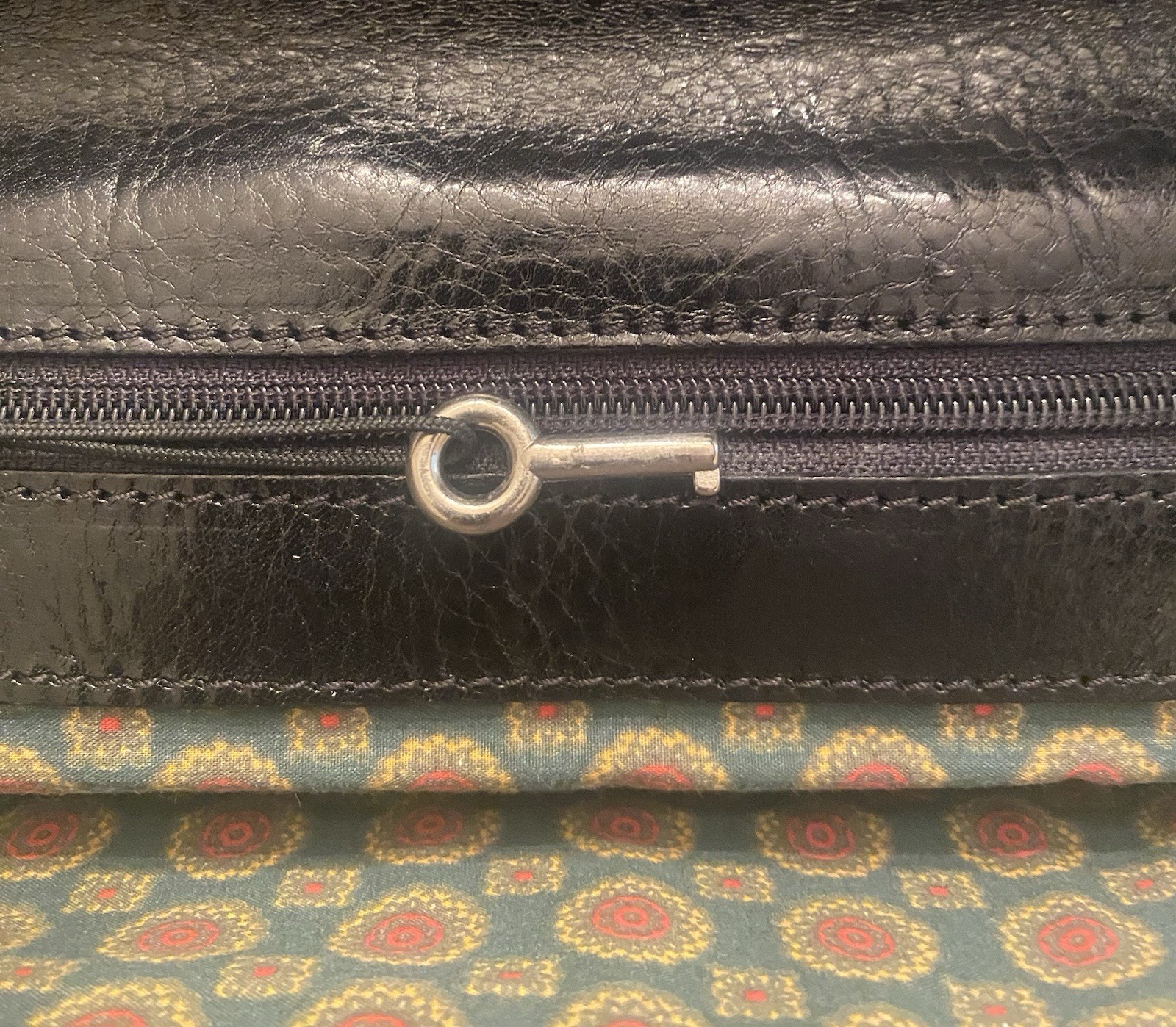 High-Quality Italian Leather Briefcase – Black