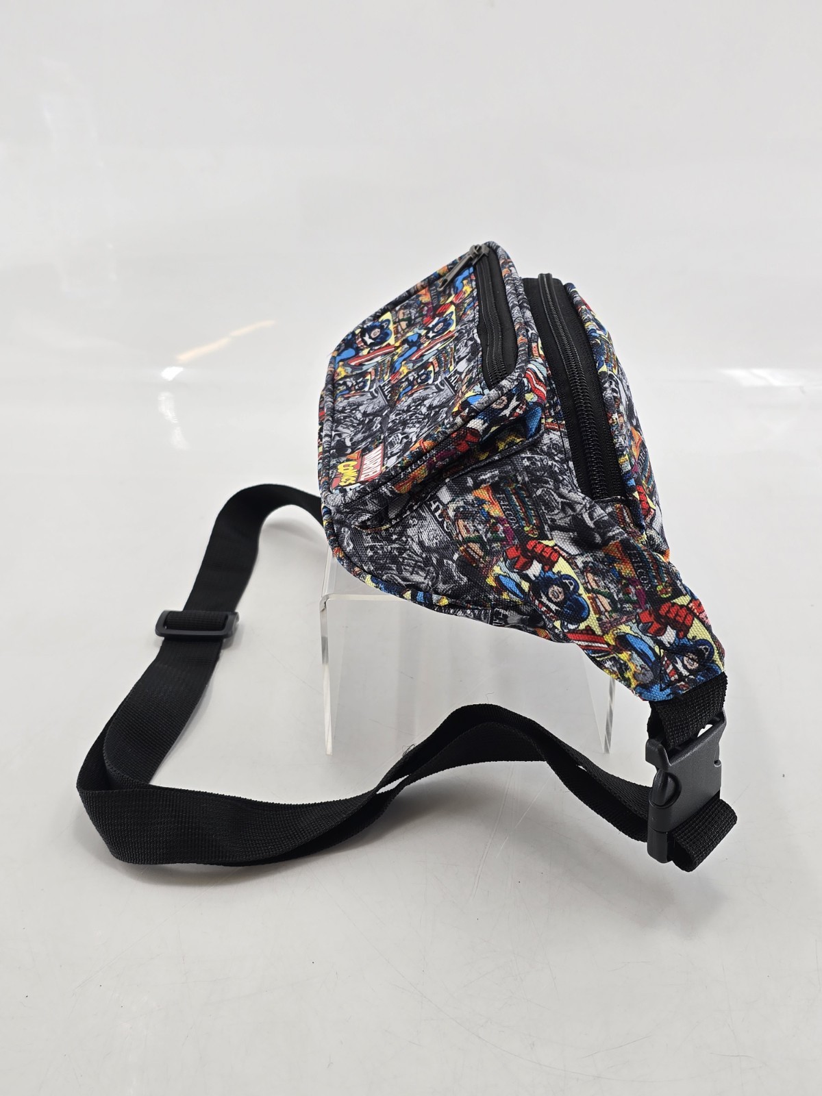 NWT Marvel Comics Captain America Cross Body Or Around Waist Fanny Pack