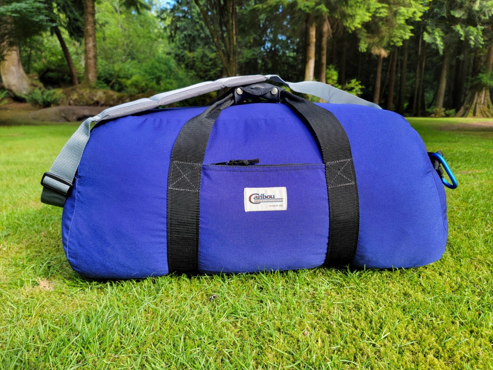 CARIBOU MOUNTAINEERING (USA) Vintage Purple Cordura 28″ Duffle Camping Gear Bag
