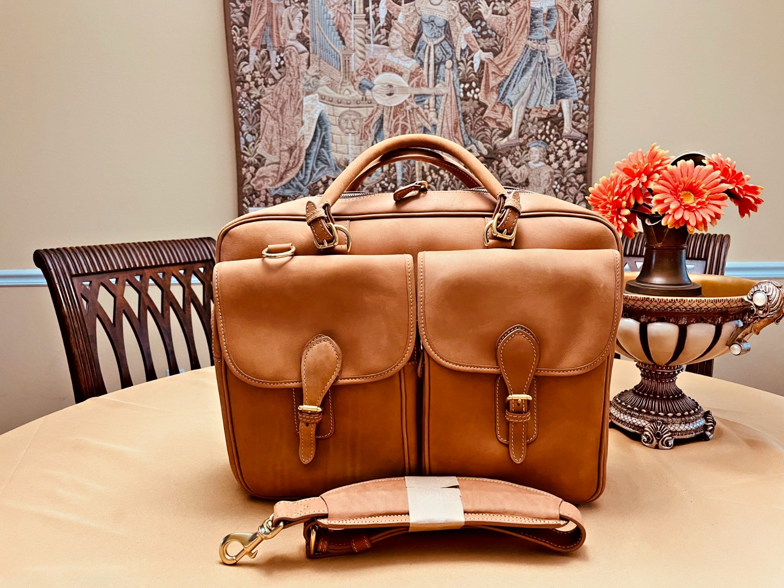 MULHOLLAND Rustic Tan Heavy Saddle Leather Briefcase / Messenger Bag – USA