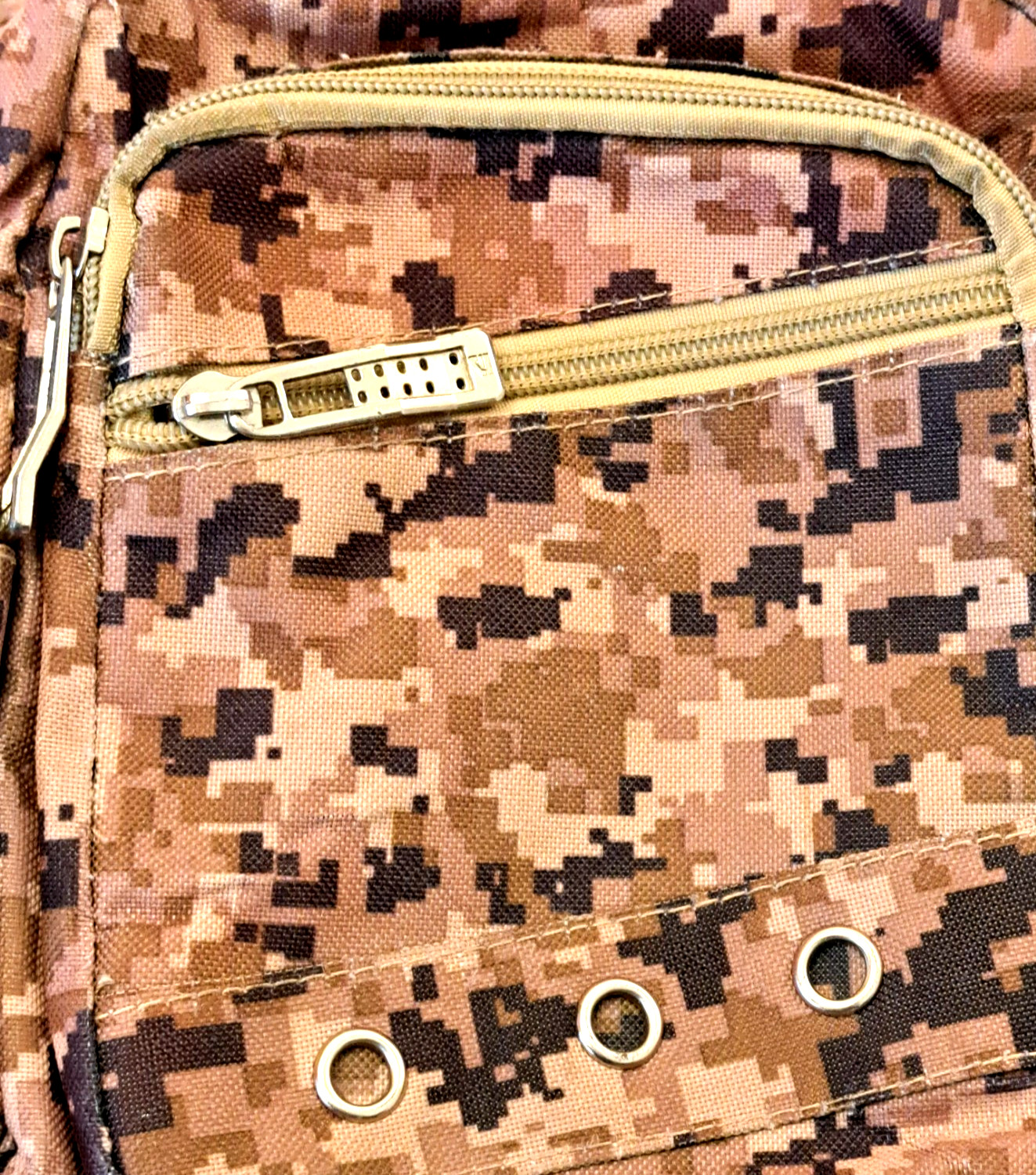 Digital Camouflage Small Sling Chest Bag Women’s Adjustable Casual Purse