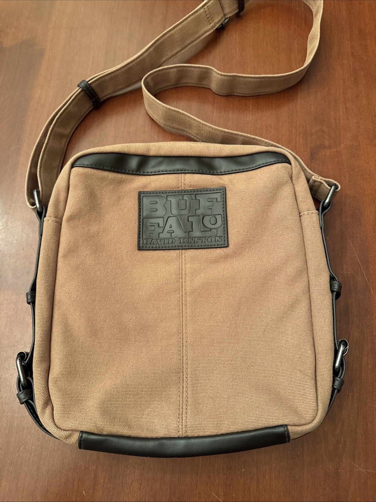 David Bitton Buffalo Messenger Crossbody Bag Brown/Tan Crossbody Unisex EUC