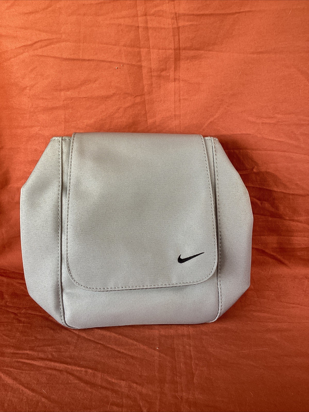 Y2K NIKE Crossbody Sling Bag One Shoulder Grey