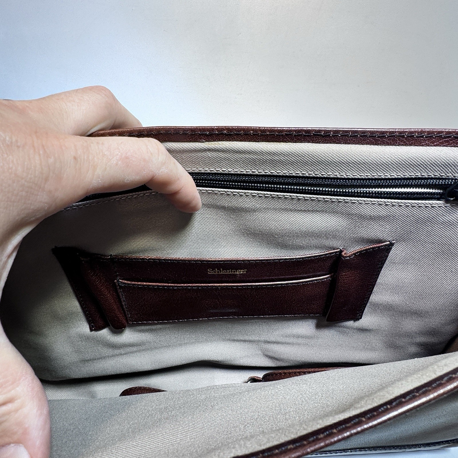 Schlesinger 15″ Leather Briefcase Classic Flap Distressed Rustic Brown Attache