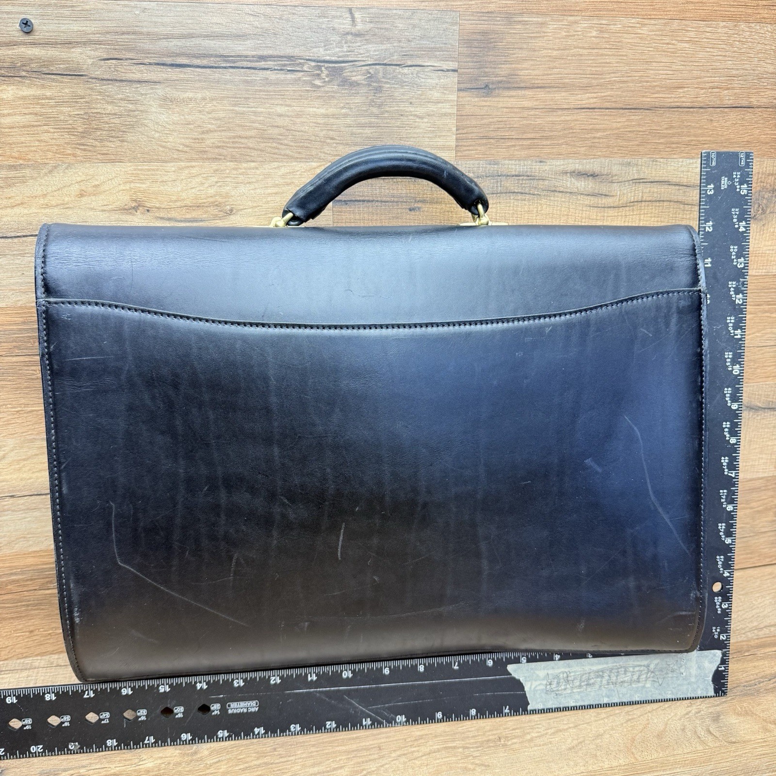 Schlesinger 17″ Leather Briefcase Classic Flap Distressed Rustic Black Attache