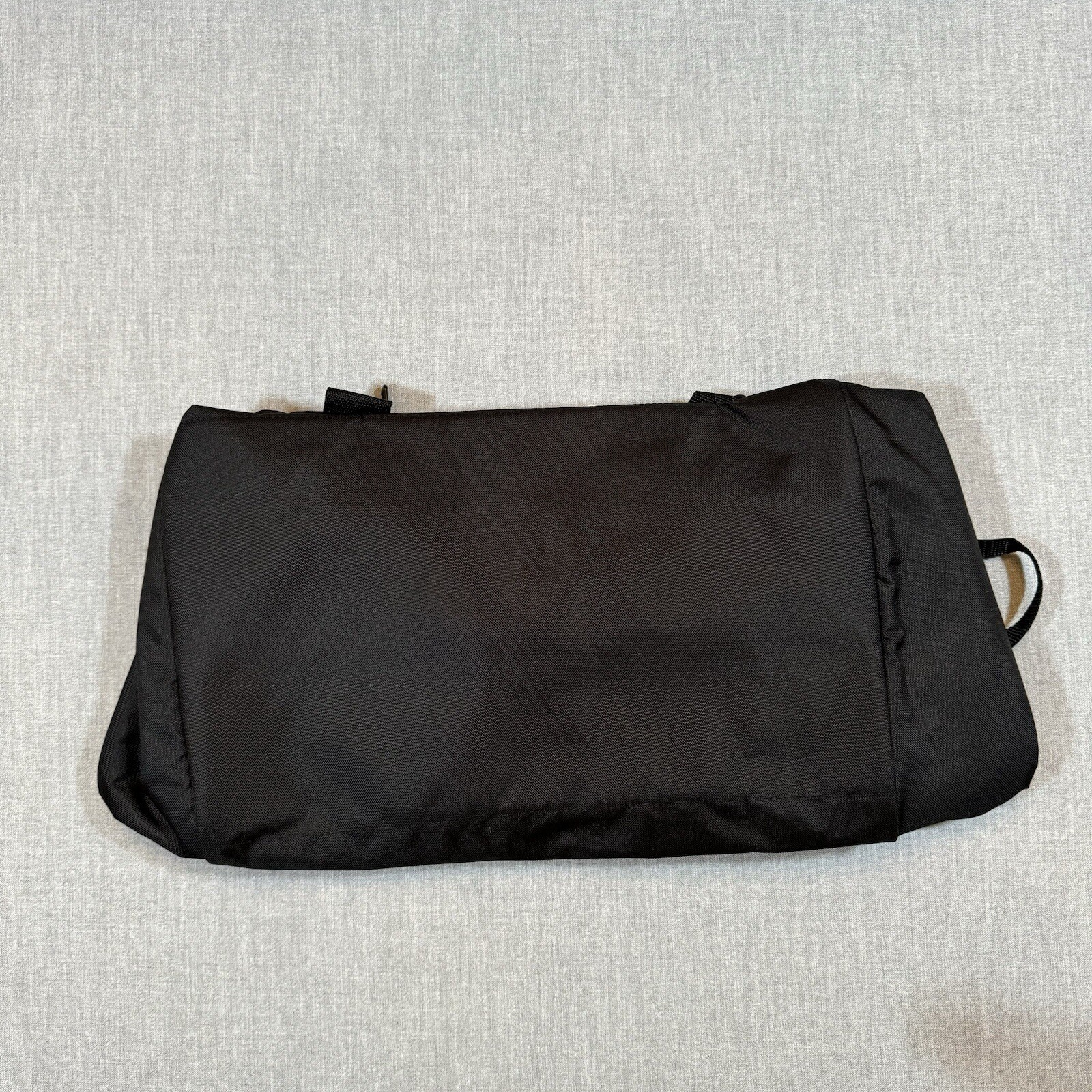 Adidas Defense 2 Medium Duffel Bag Ventilated Gym Outside Zip Pockets Black