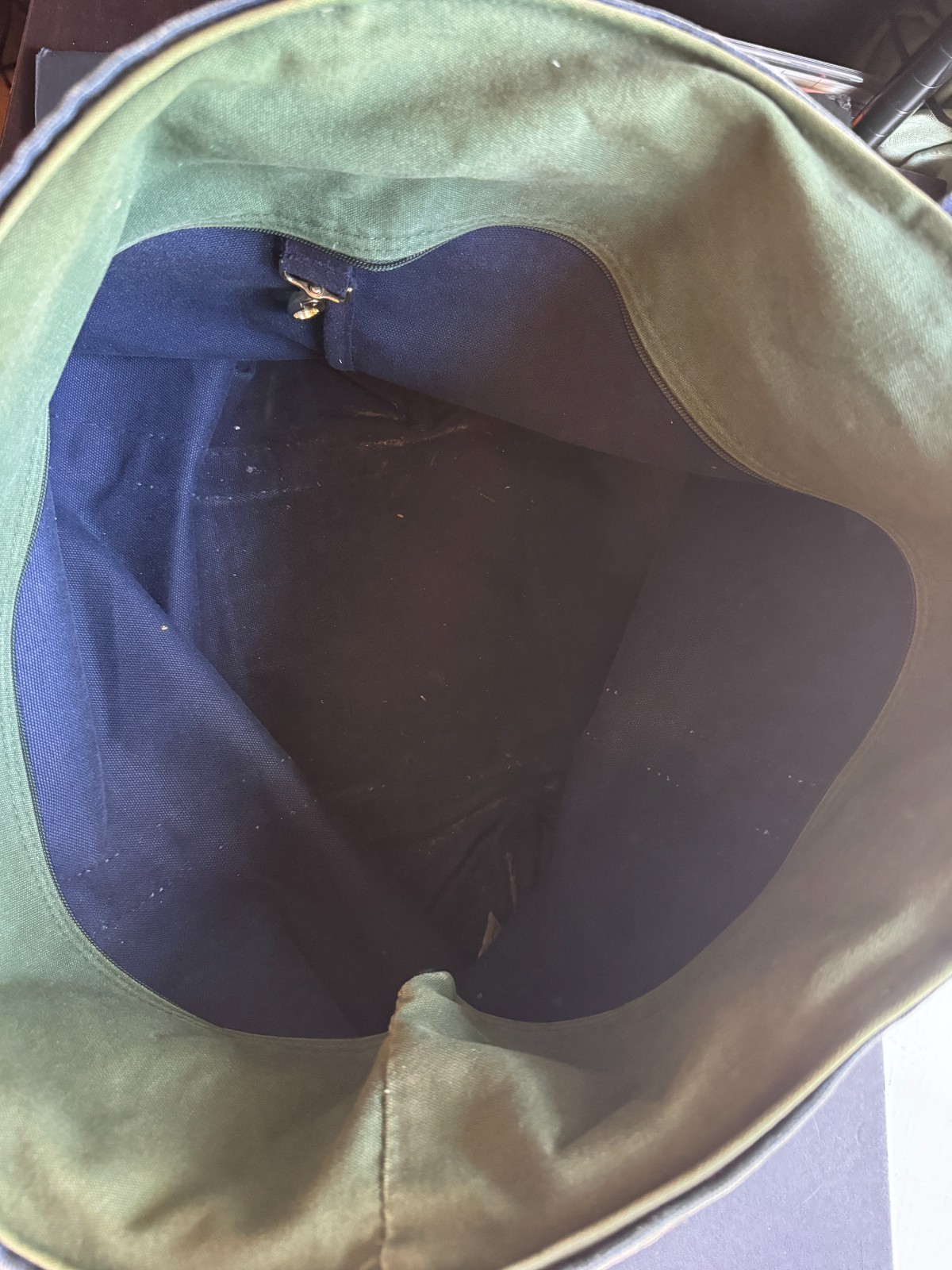 LANDS’ END HEAVY CANVAS ZIP TOTE LARGE 22X14 NAVY GREEN MADE IN USA