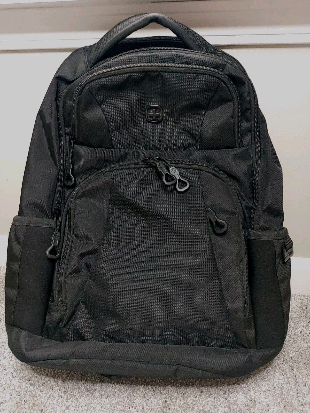 SwissGear 5698 Laptop Backpack Black Luggage Travel Tech Pockets Tactical 18×12