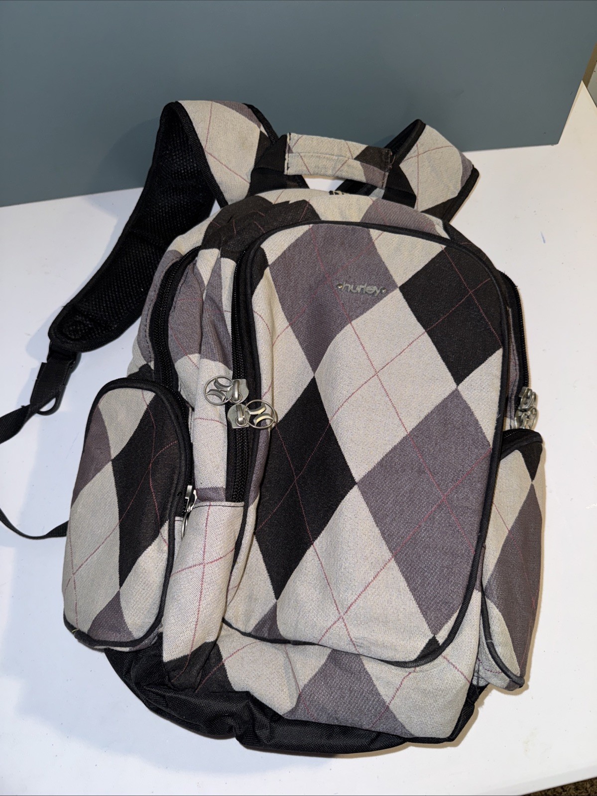 Hurley Back Pack Laptop Travel Bag 19x15x8 Black Beige Grey