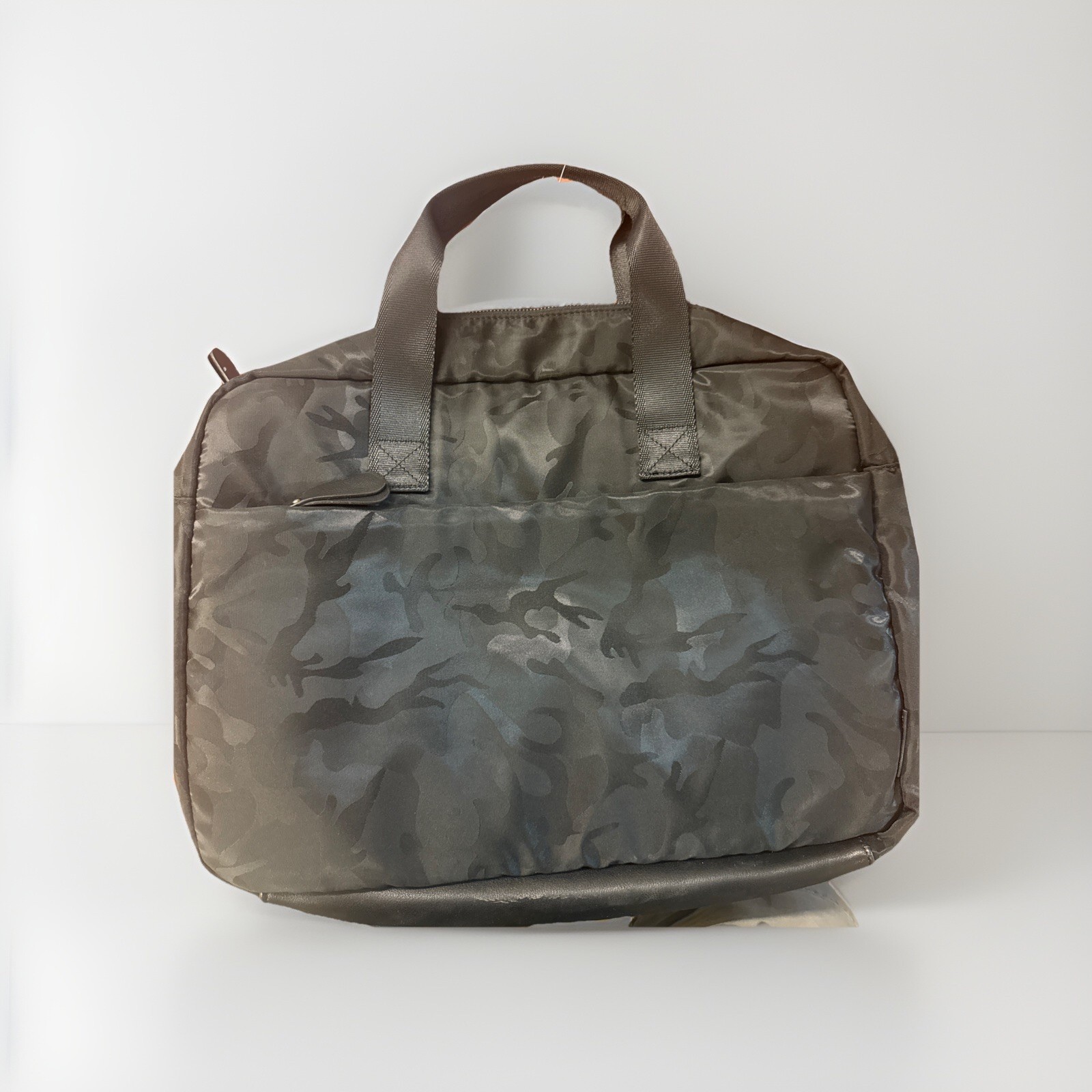American Eagle AEO Messenger Shoulder Bag Camo BLACK Laptop New With Tags.