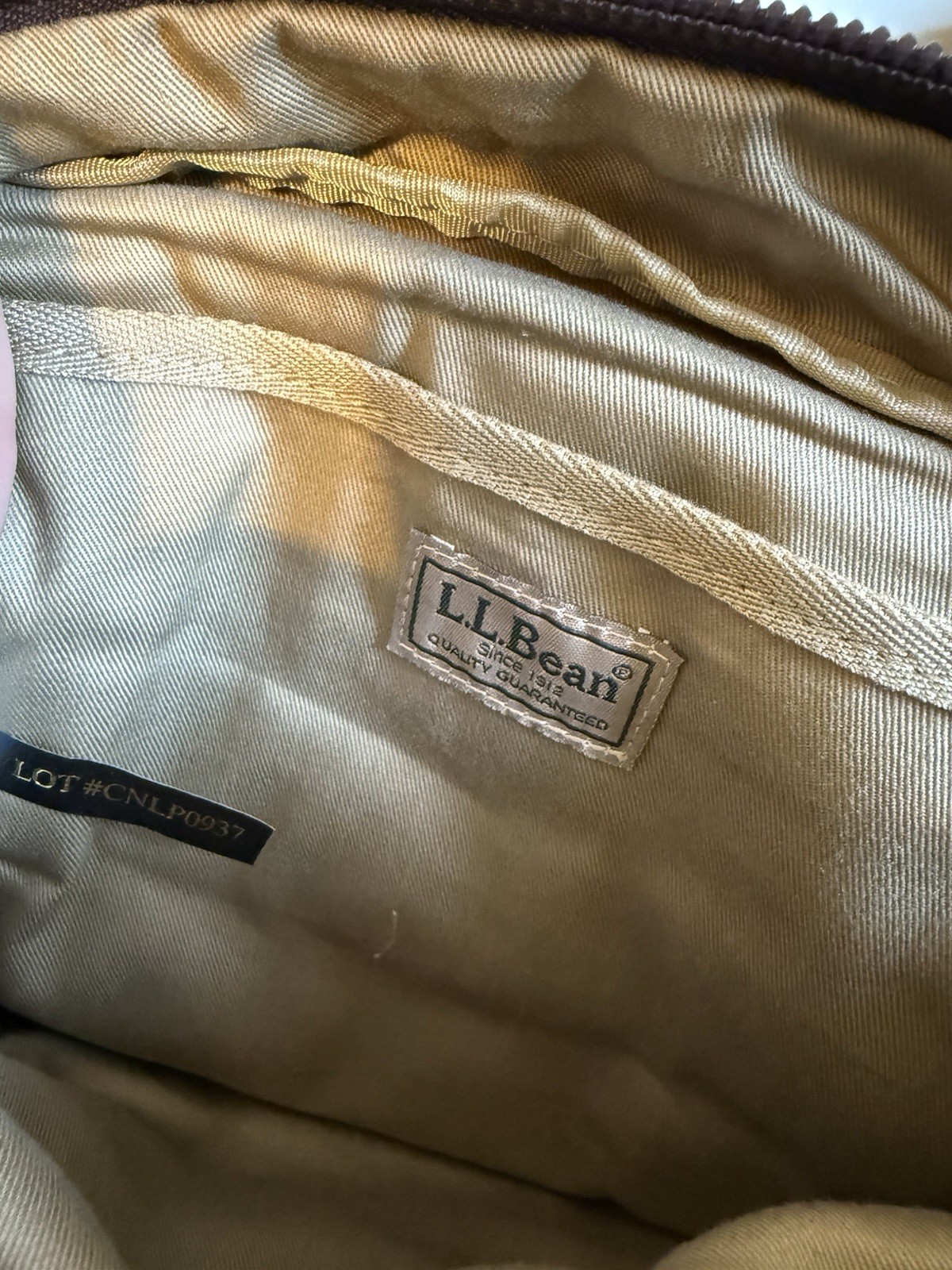 L.L.Bean Continental Field Bag – EUC