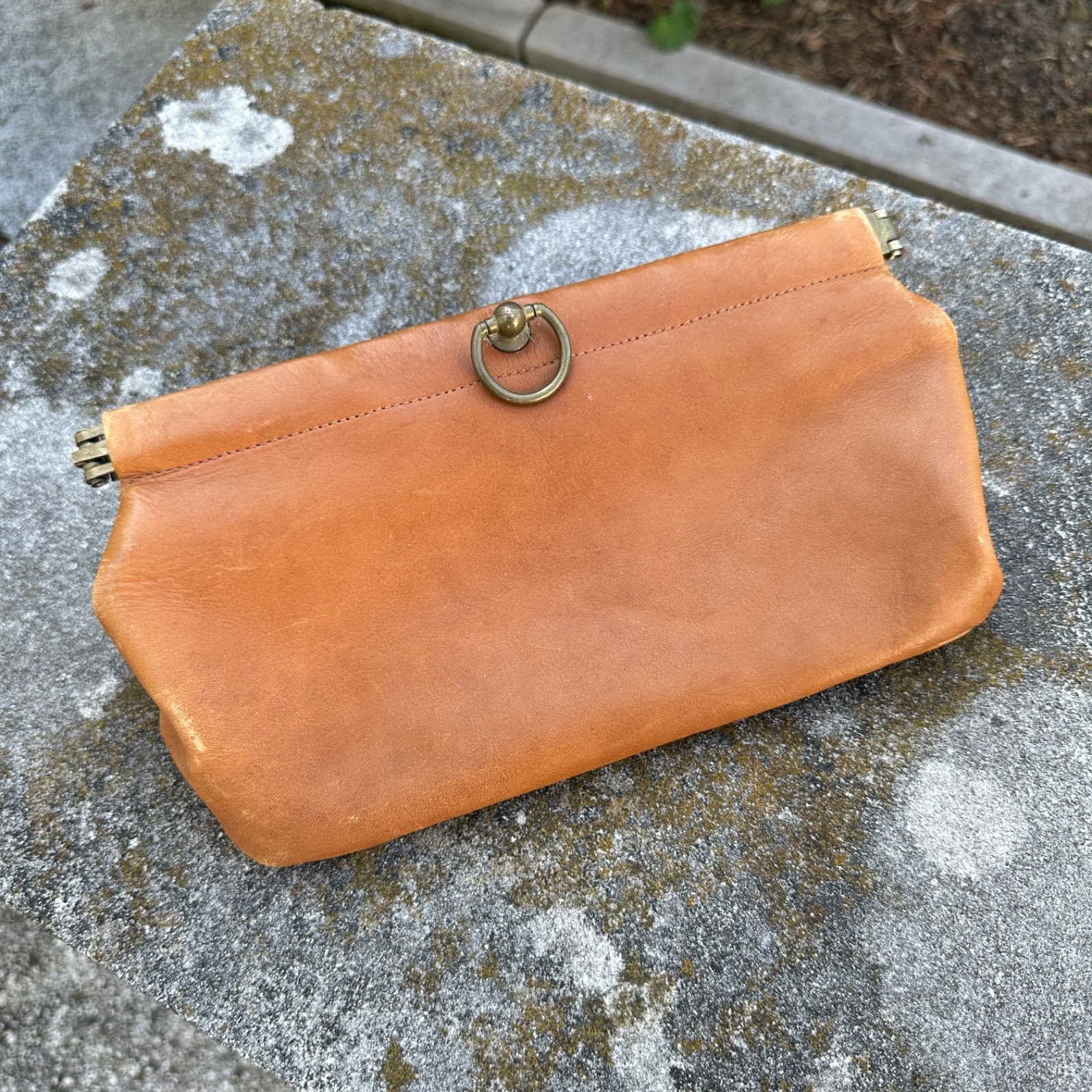 Leathersmith Dopp Kit Shaving Bag Bespoke Canada Vintage Leather Clamp Clasp Dr.
