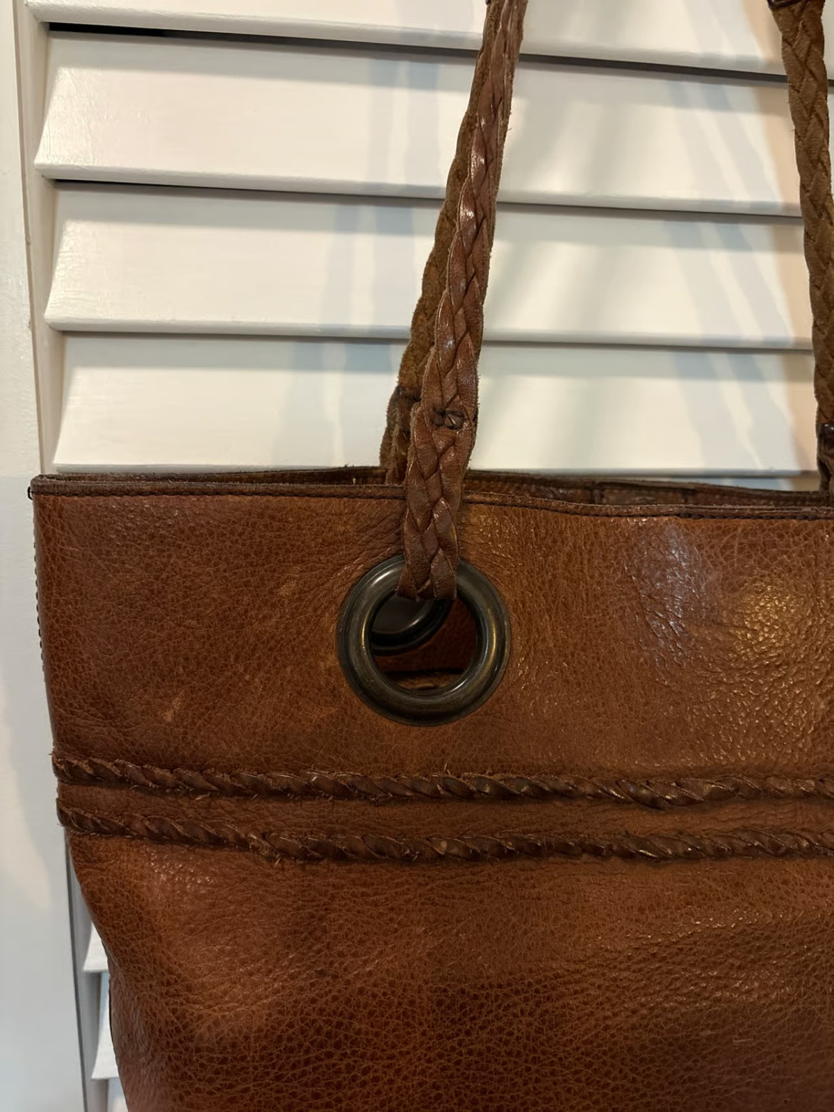 Buffalo Jackson leather bag