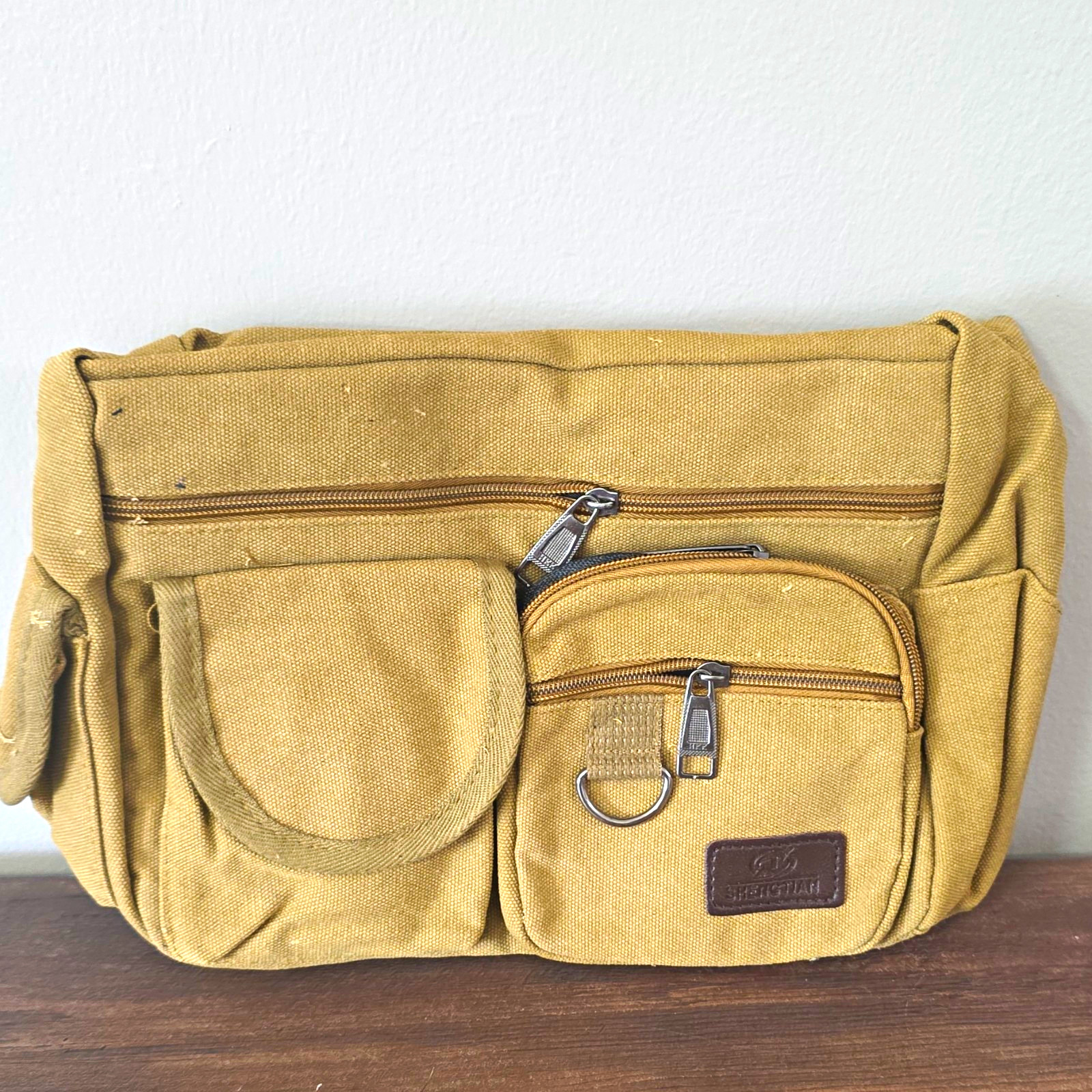 CHESTHUNT Beige Medium Messenger Bag Zip Closure Crossbody Strap Outer Pockets