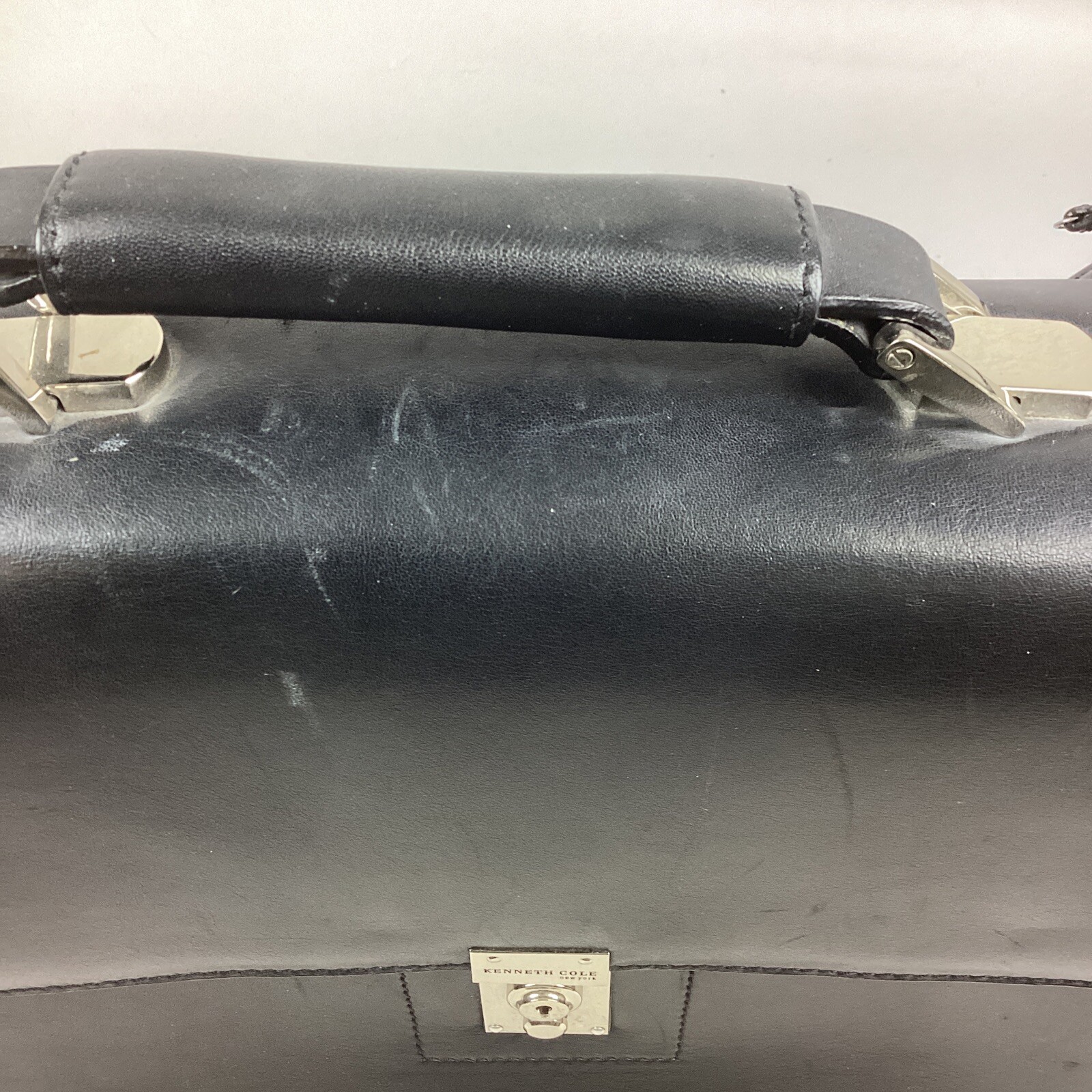 Kenneth Cole Black Leather Briefcase Laptop Satchel Bag