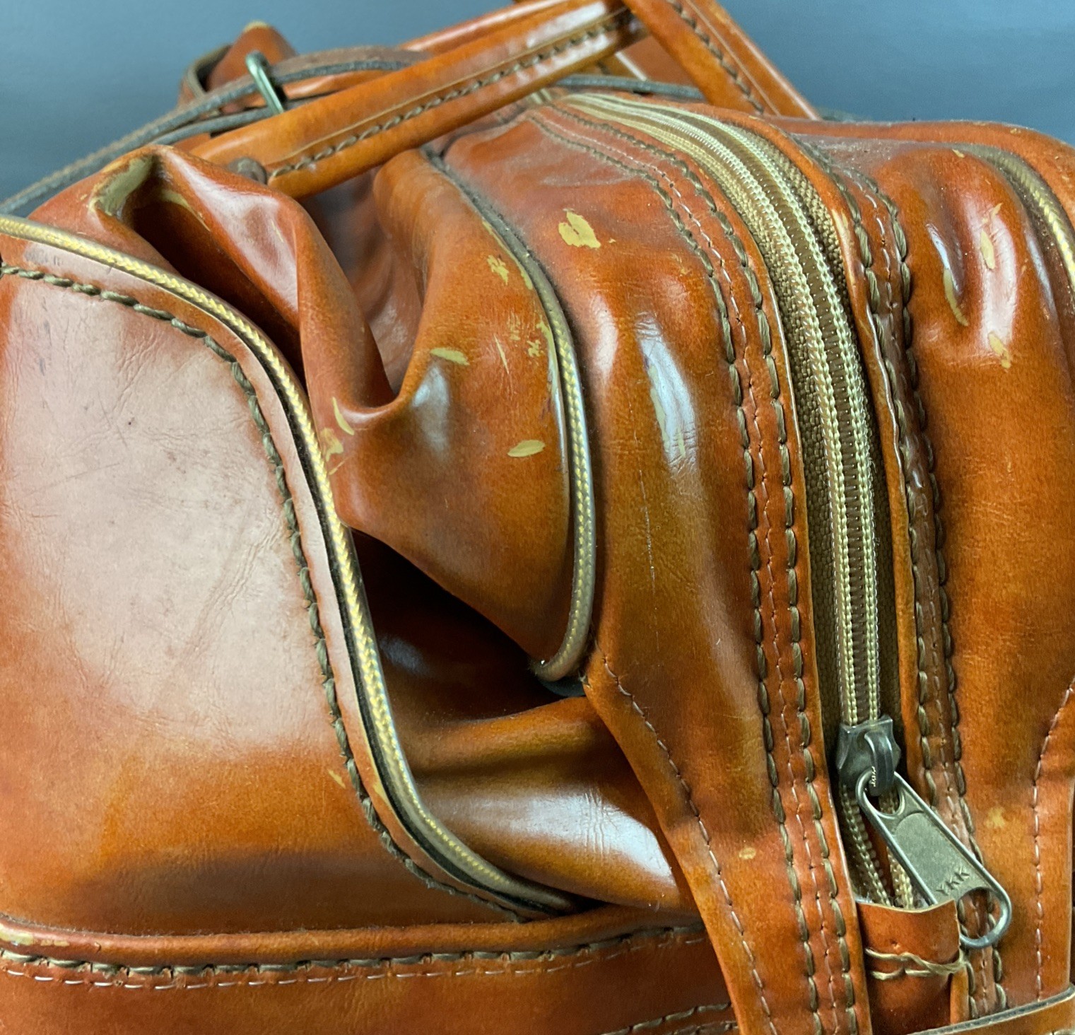 RARE Brown Leather Locking Burton Duffle Divided Bag Hard Bottom