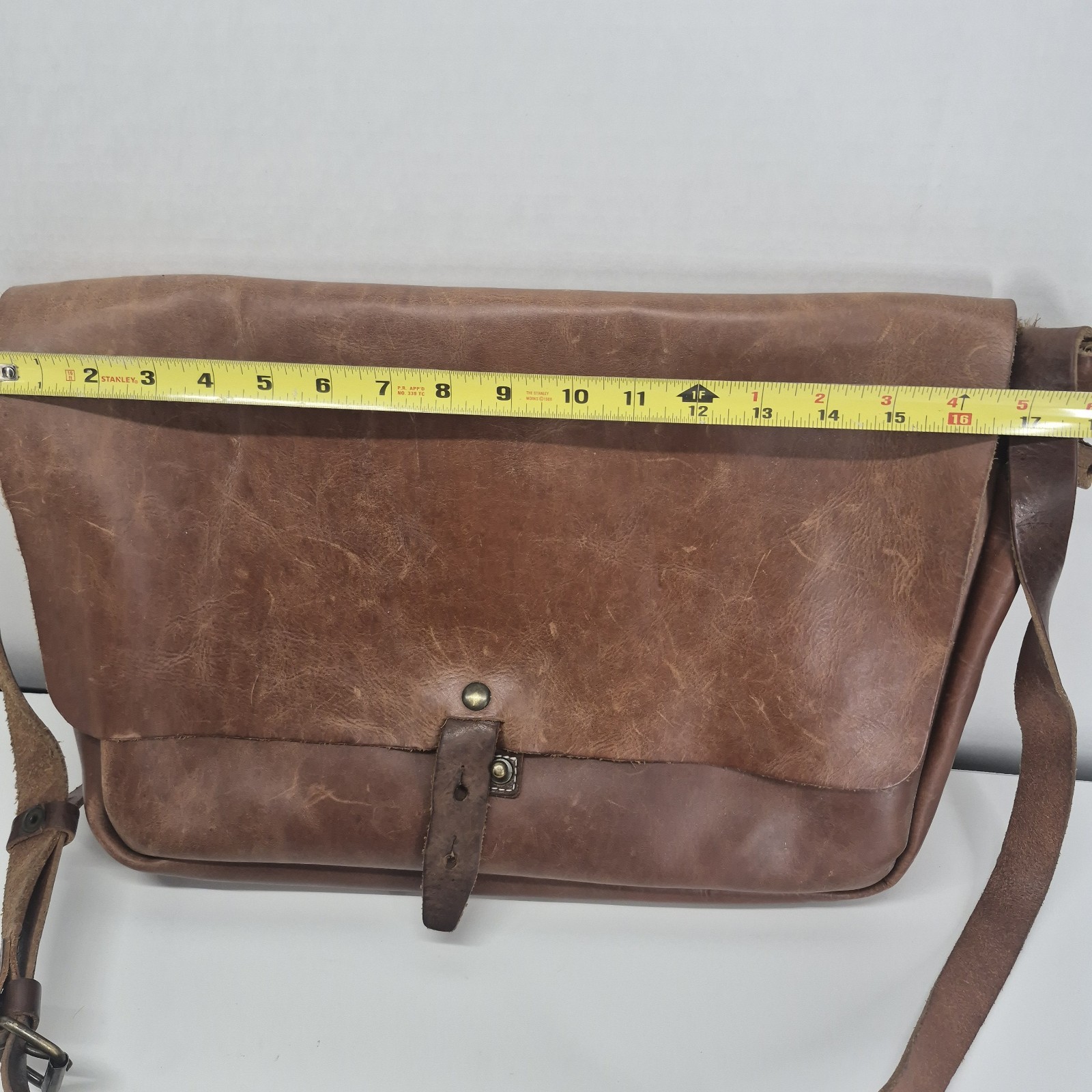 Whipping Post WP Standard Large Leather Brown Distressed Messenger Bag