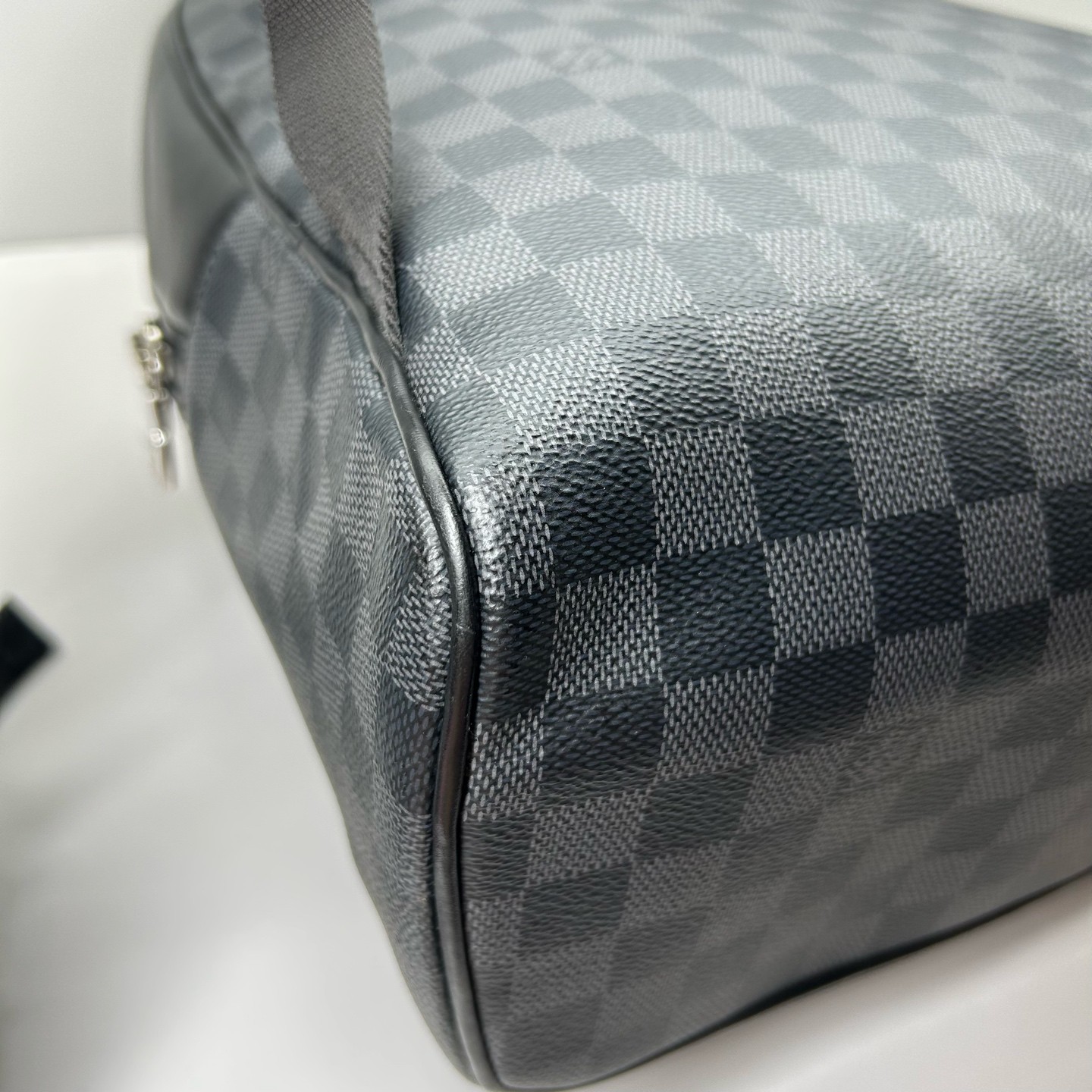 Louis Vuitton Pre-Owned Authentic Josh Backpack Black N40365 30x40x12cm