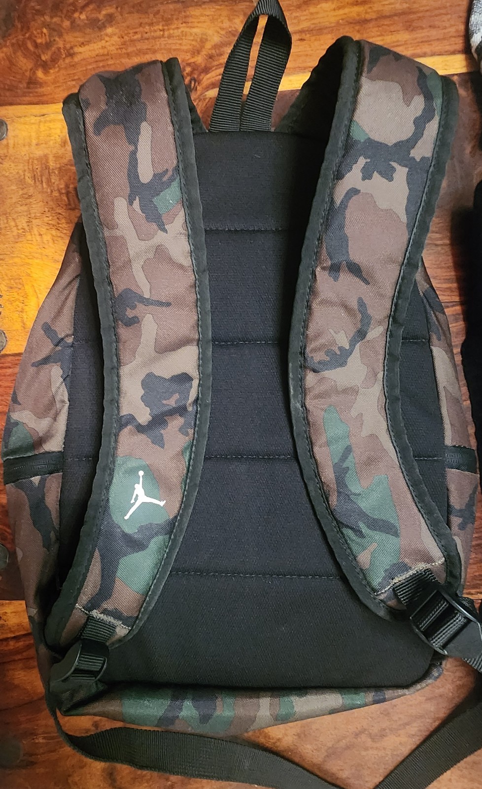MICHAEL JORDAN AirJordan Camo Jumpman Classic Backpack School Sports Bag Laptop