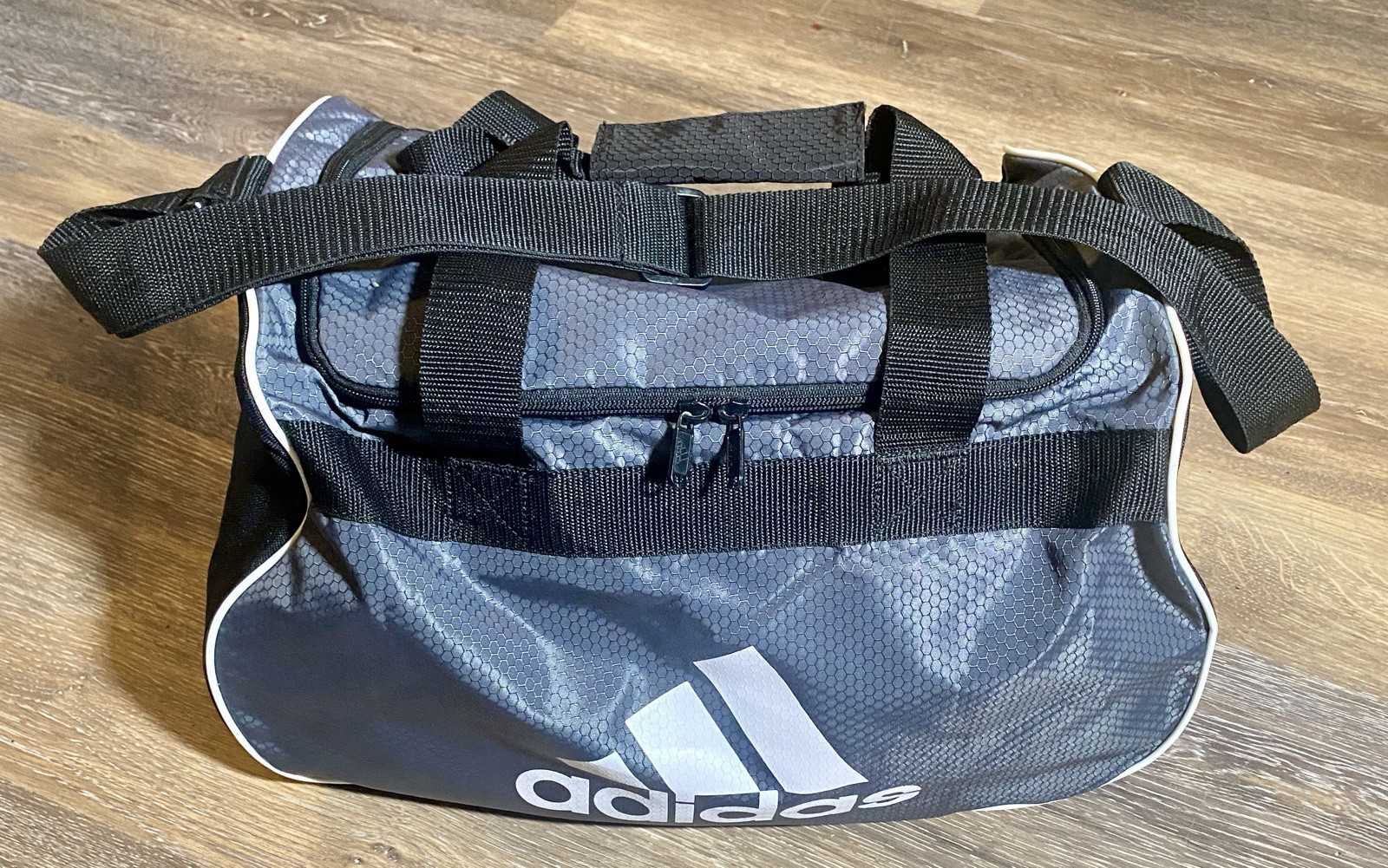 Adidas Diablo II Solid Small 18” Gym Bag Locker Wonder Silver Grey Hex Pattern