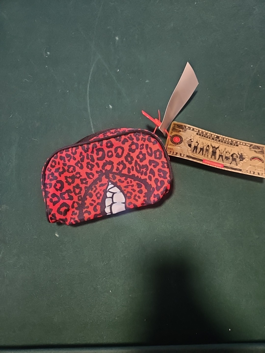 New! SPRAYGROUND Red Leopard Lips Gold Tooth TAG Pencil Case Cosmetic Bag Ltd